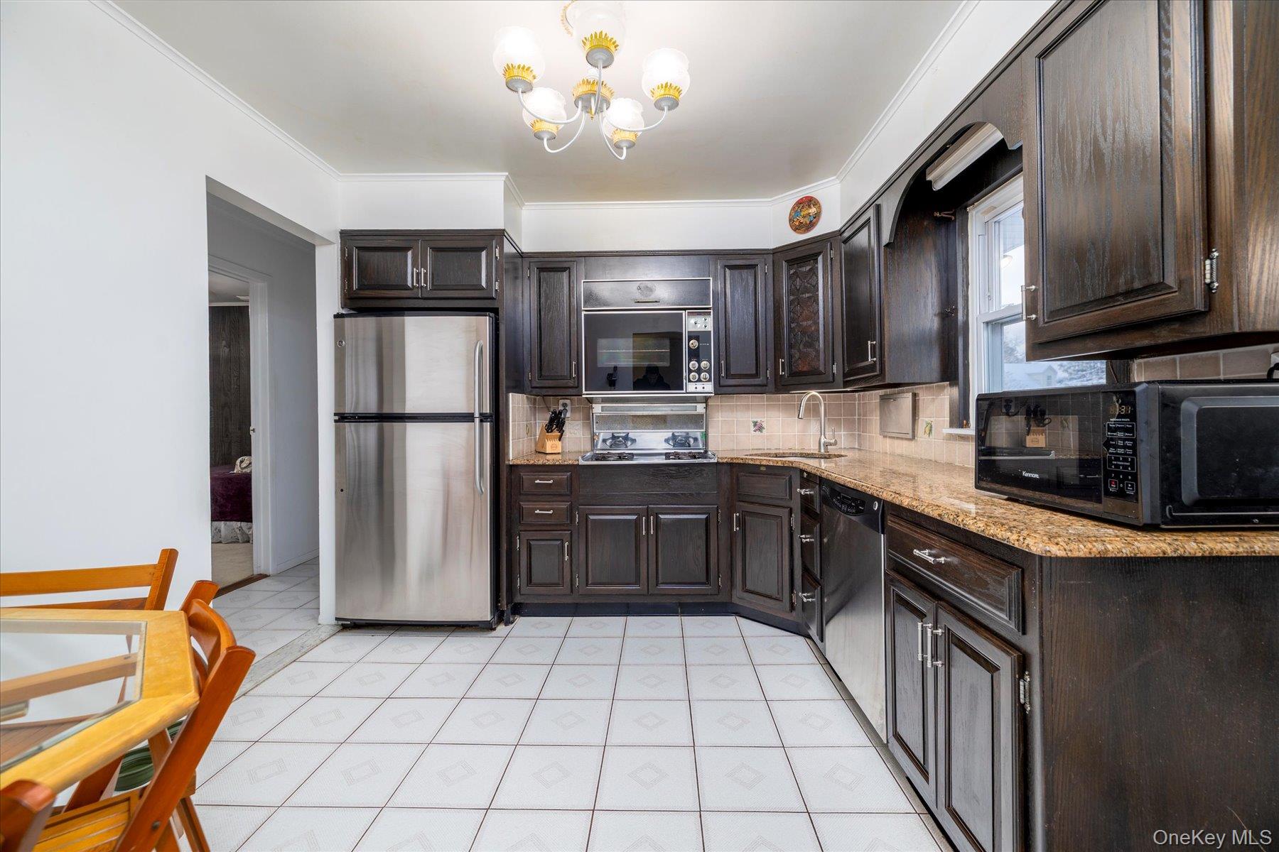 #10 photo, 2934 Kinloch Road, Wantagh , NY 11793