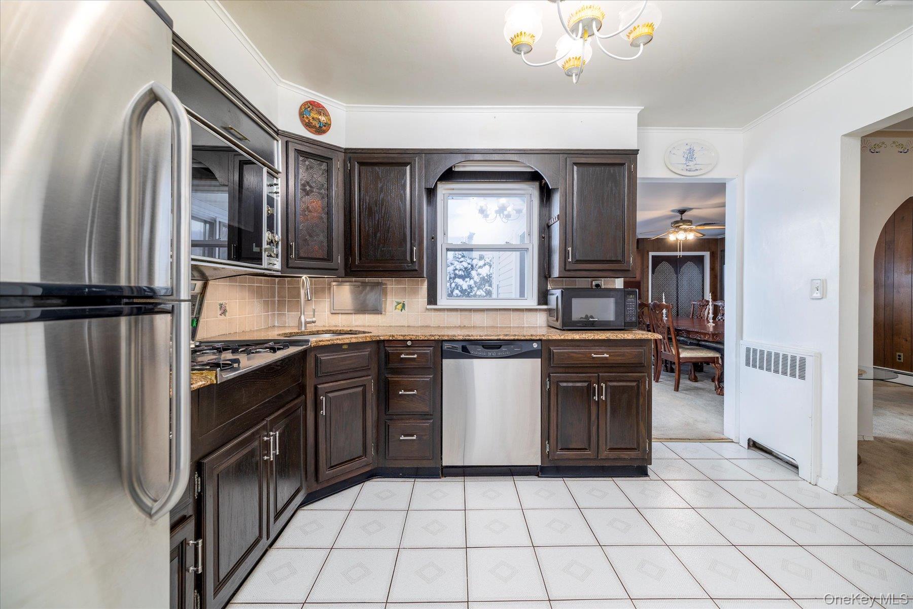 #11 photo, 2934 Kinloch Road, Wantagh , NY 11793