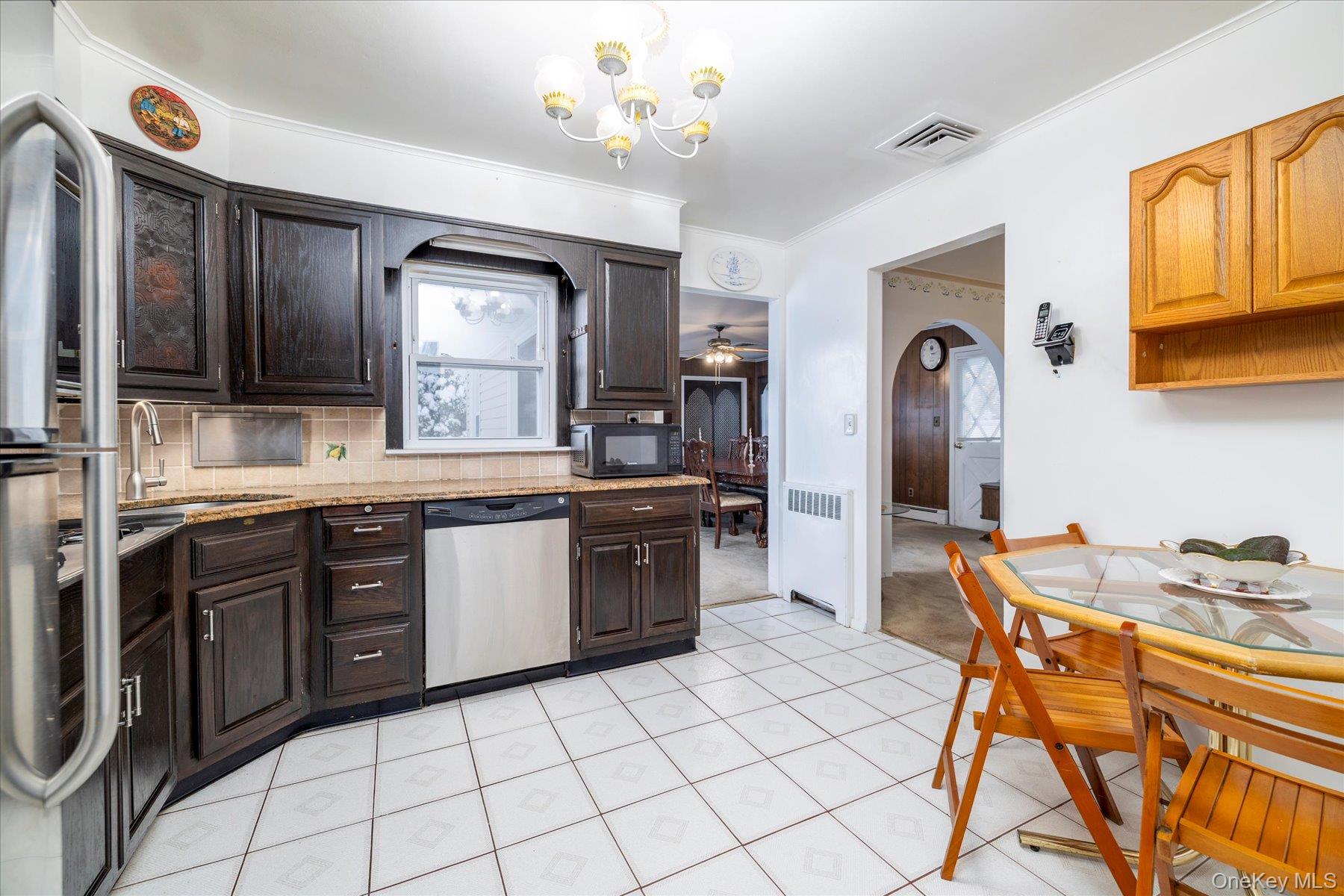 #12 photo, 2934 Kinloch Road, Wantagh , NY 11793