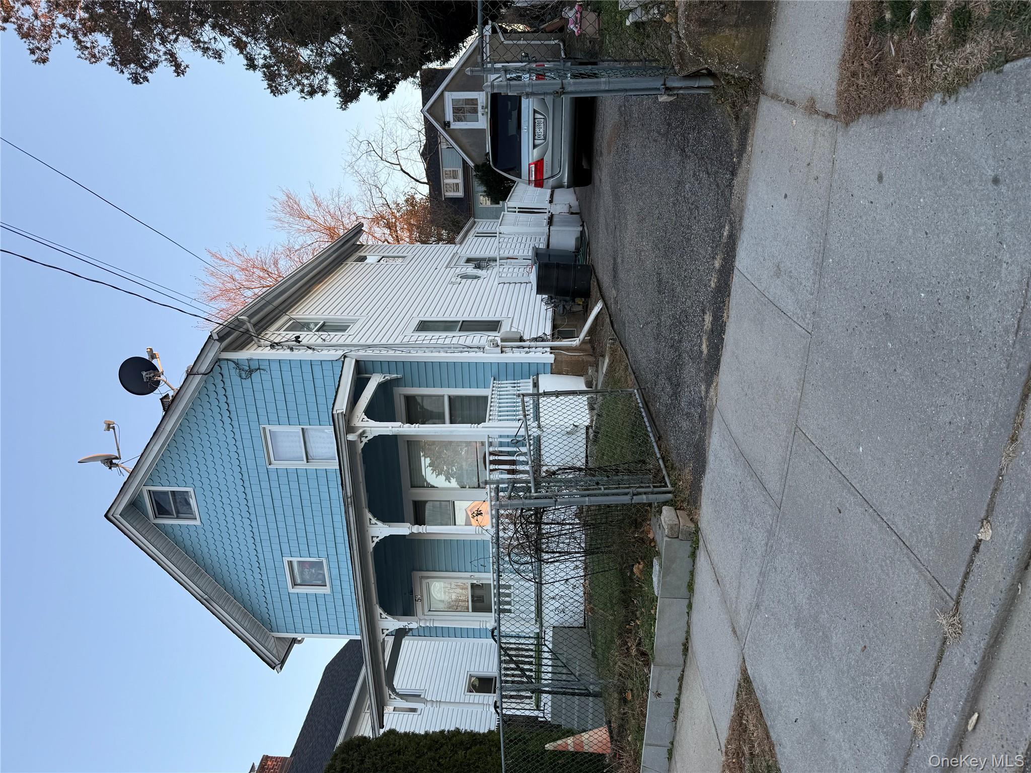 #1 photo, 53 Valentine Street, नासाउ काउंटी Glen Cove , NY 11542