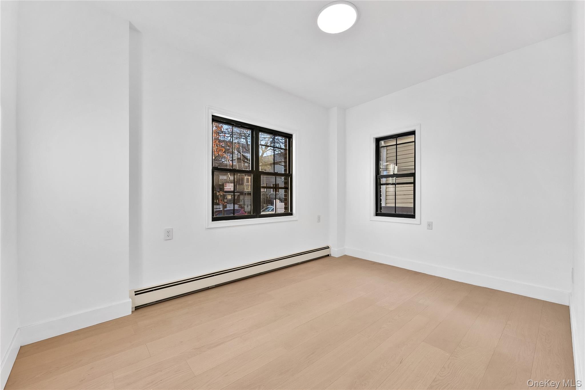 #11 photo, 9443 46th Avenue, कुईंस Elmhurst , NY 11373