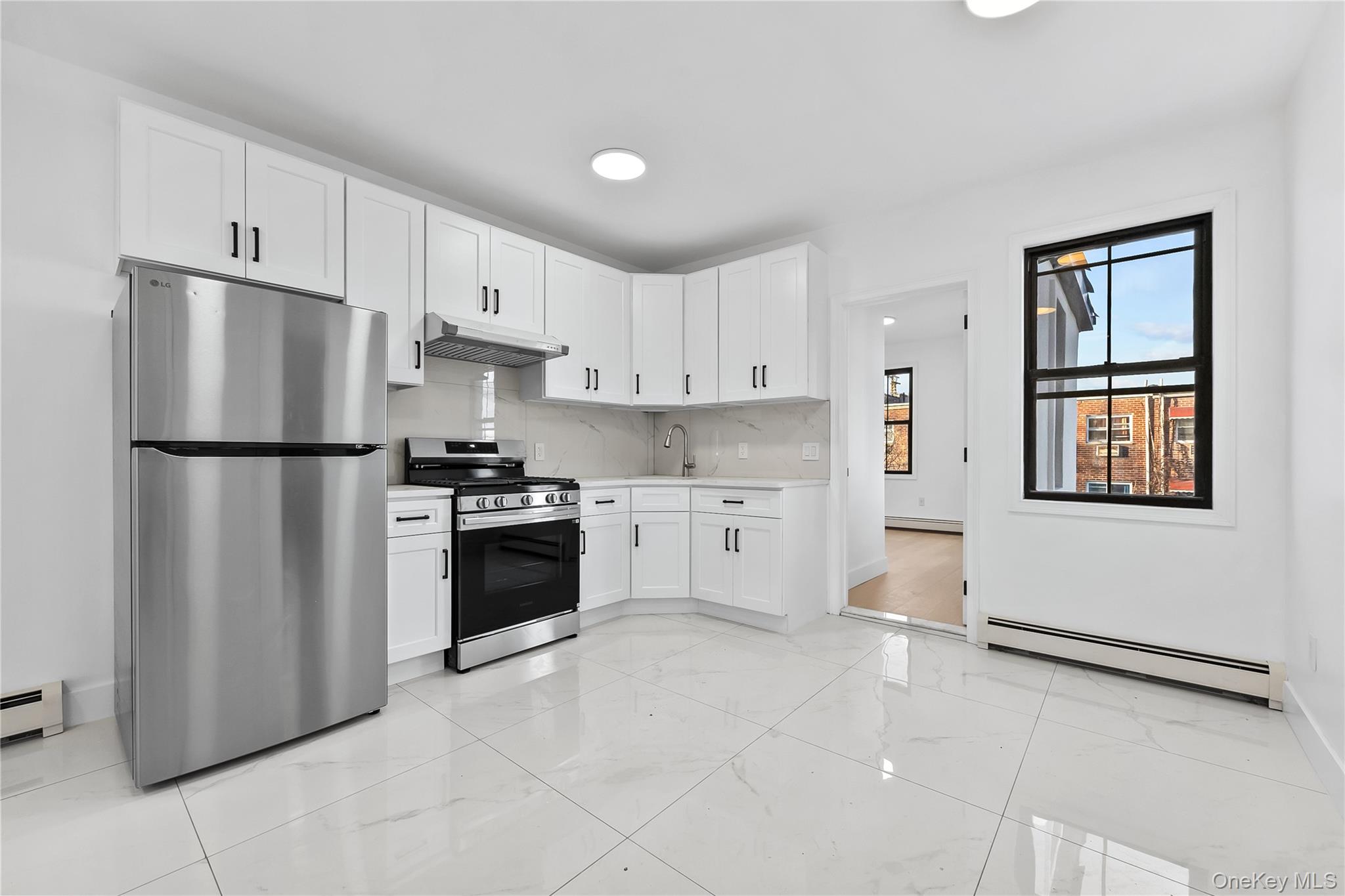 #16 photo, 9443 46th Avenue, कुईंस Elmhurst , NY 11373