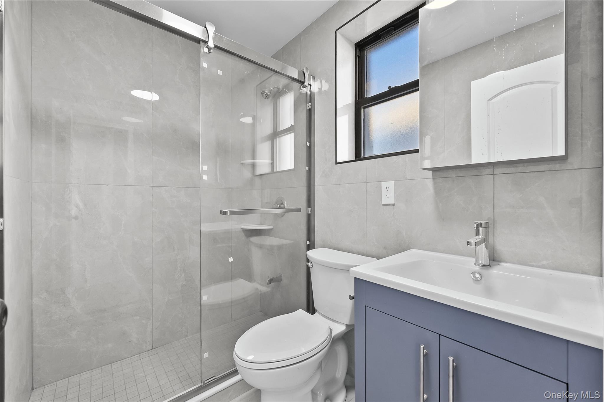 #6 photo, 9443 46th Avenue, कुईंस Elmhurst , NY 11373