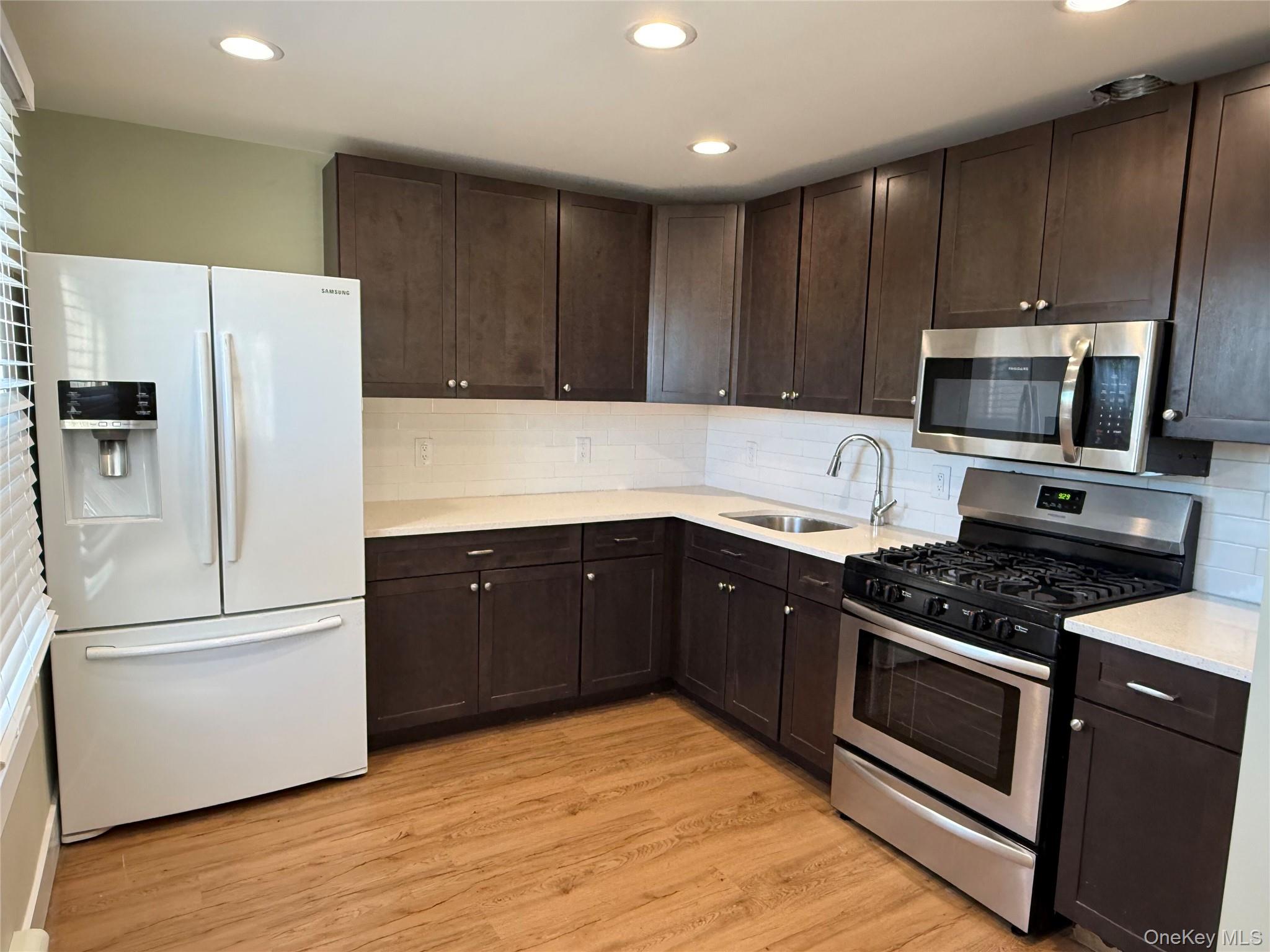 #1 photo, 417 Atlantic Avenue, Freeport , NY 11520