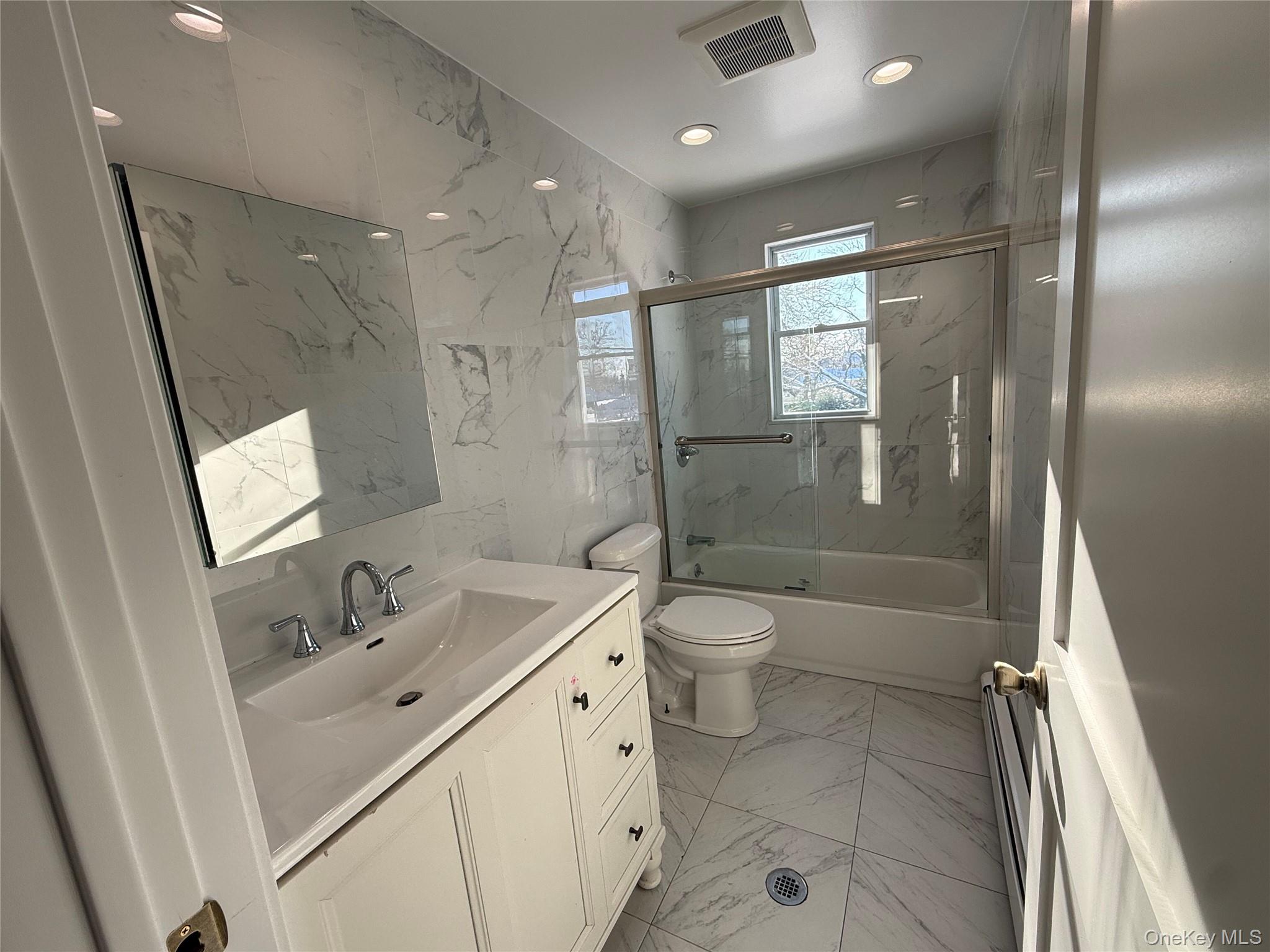 #2 photo, 417 Atlantic Avenue, Freeport , NY 11520