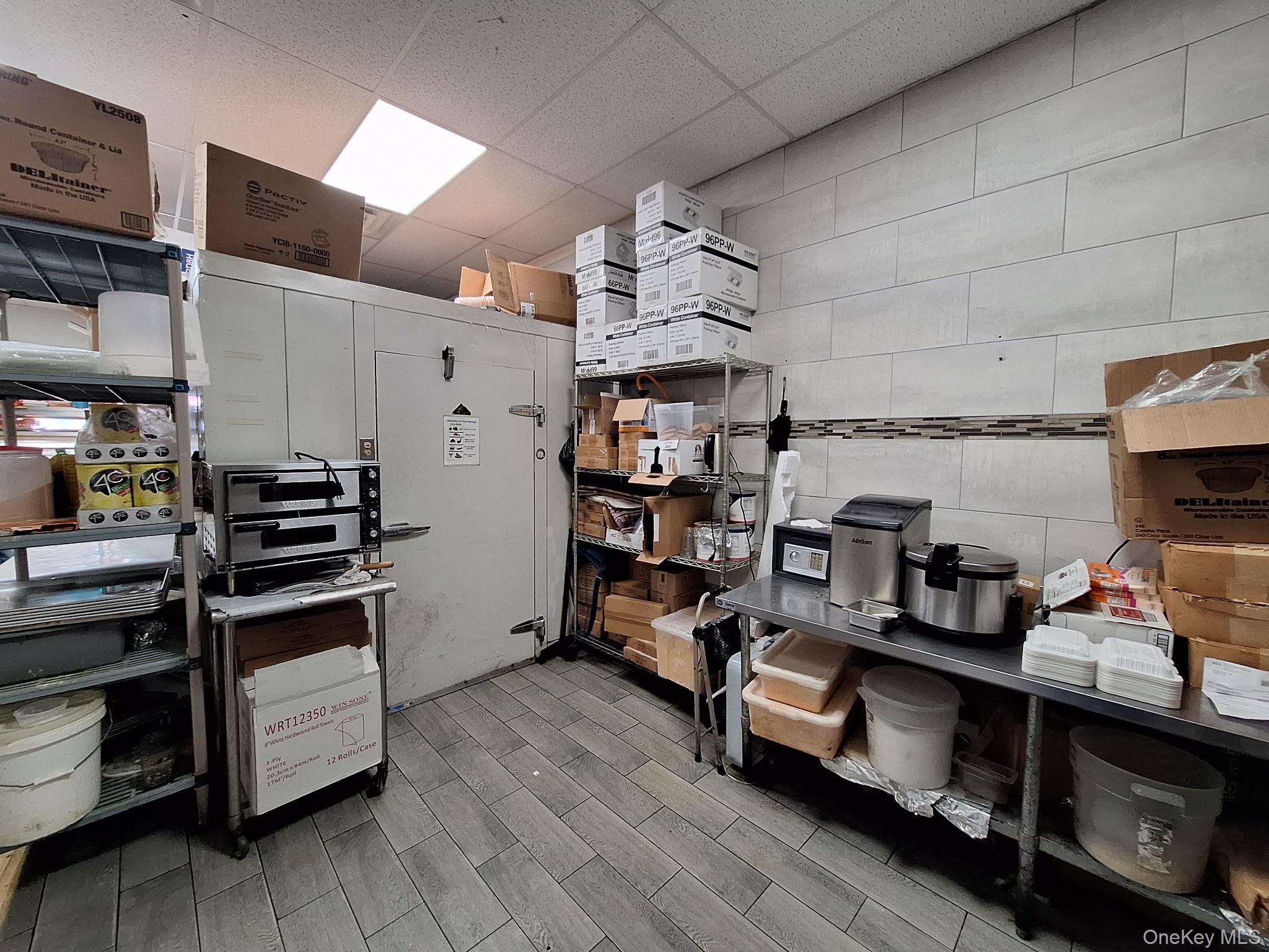 #4 photo, 1217 E 233rd Street, Bronx , NY 10466