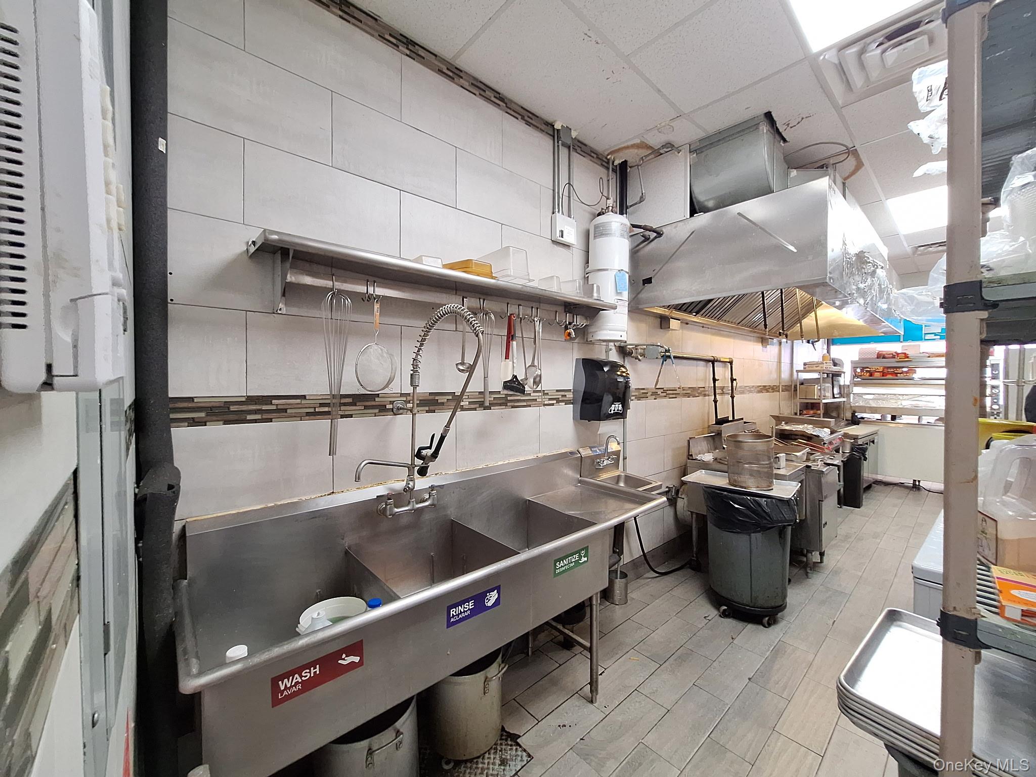 #6 photo, 1217 E 233rd Street, Bronx , NY 10466