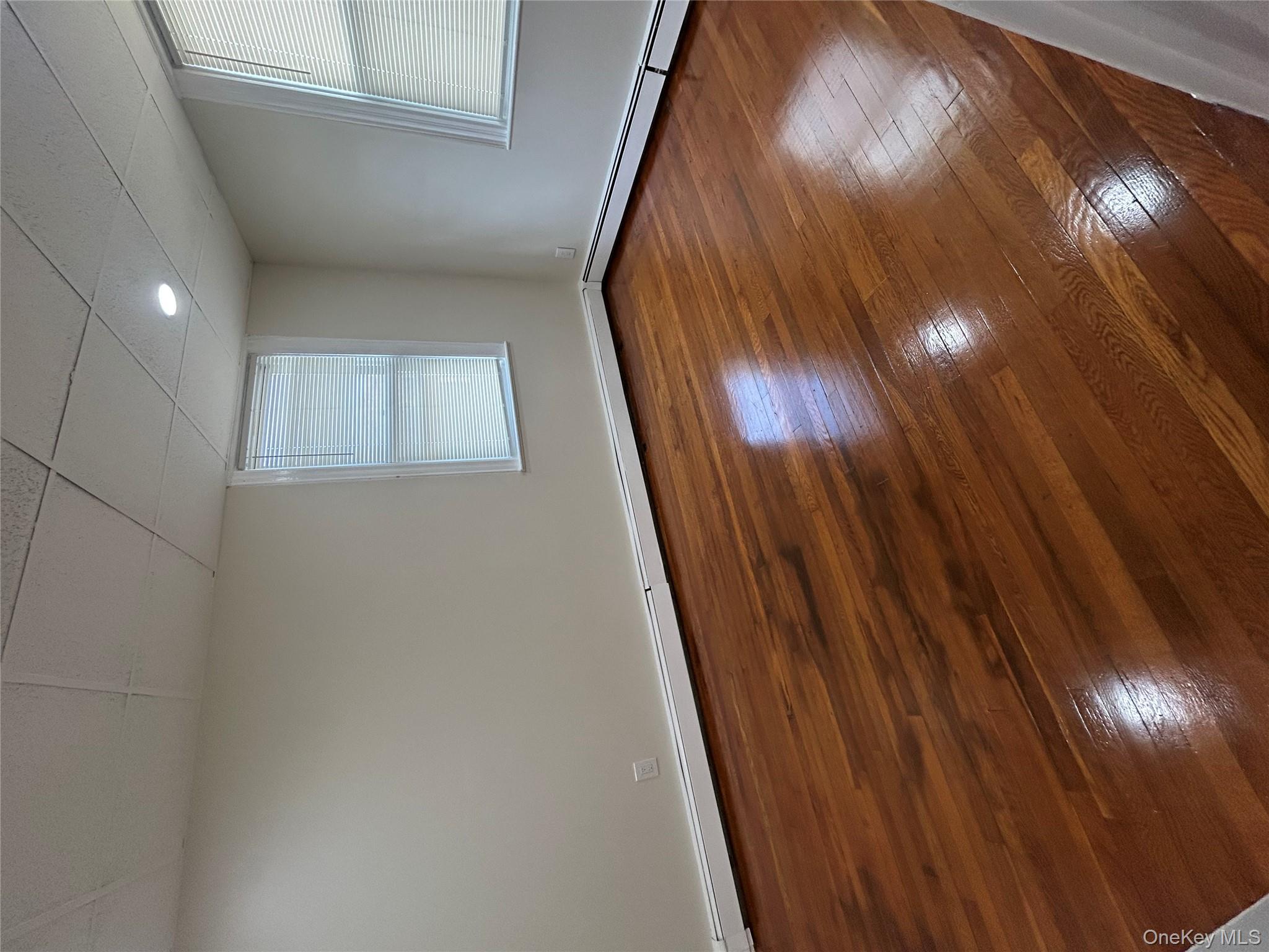 #4 photo, 33 Horatio Street, Yonkers , NY 10710