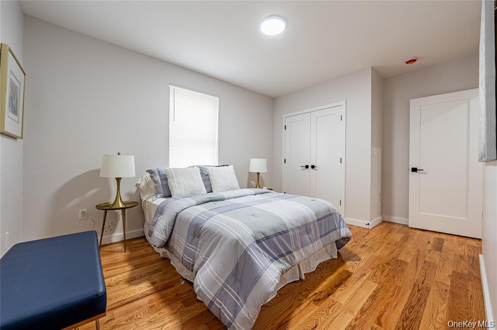 #11 photo, 518 Morris Park, Bronx , NY 10460