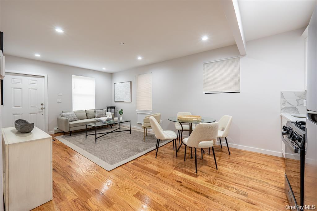 #12 photo, 518 Morris Park, Bronx , NY 10460