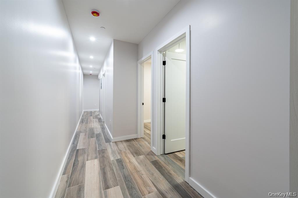 #20 photo, 518 Morris Park, Bronx , NY 10460