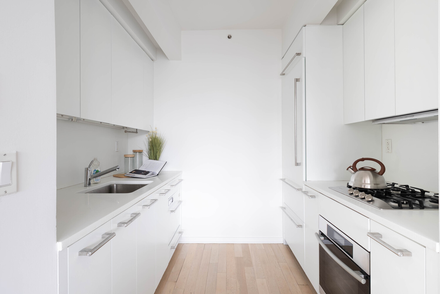 #6 photo, 340 E 23RD Street, מנהטן Gramercy Park , NY 10010