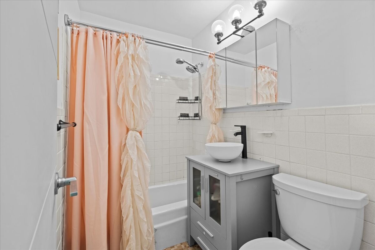 #14 photo, 555 KAPPOCK Street, Spuyten Duyvil , NY 10463