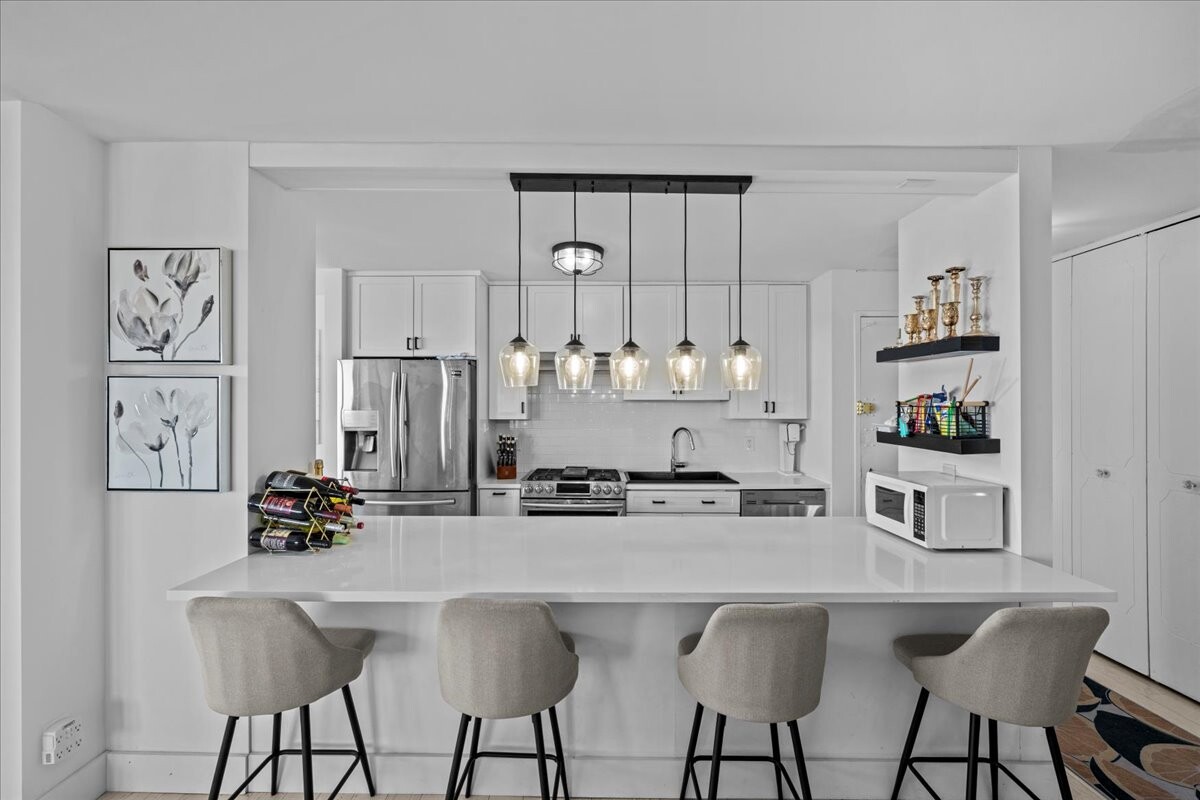 #4 photo, 555 KAPPOCK Street, Spuyten Duyvil , NY 10463