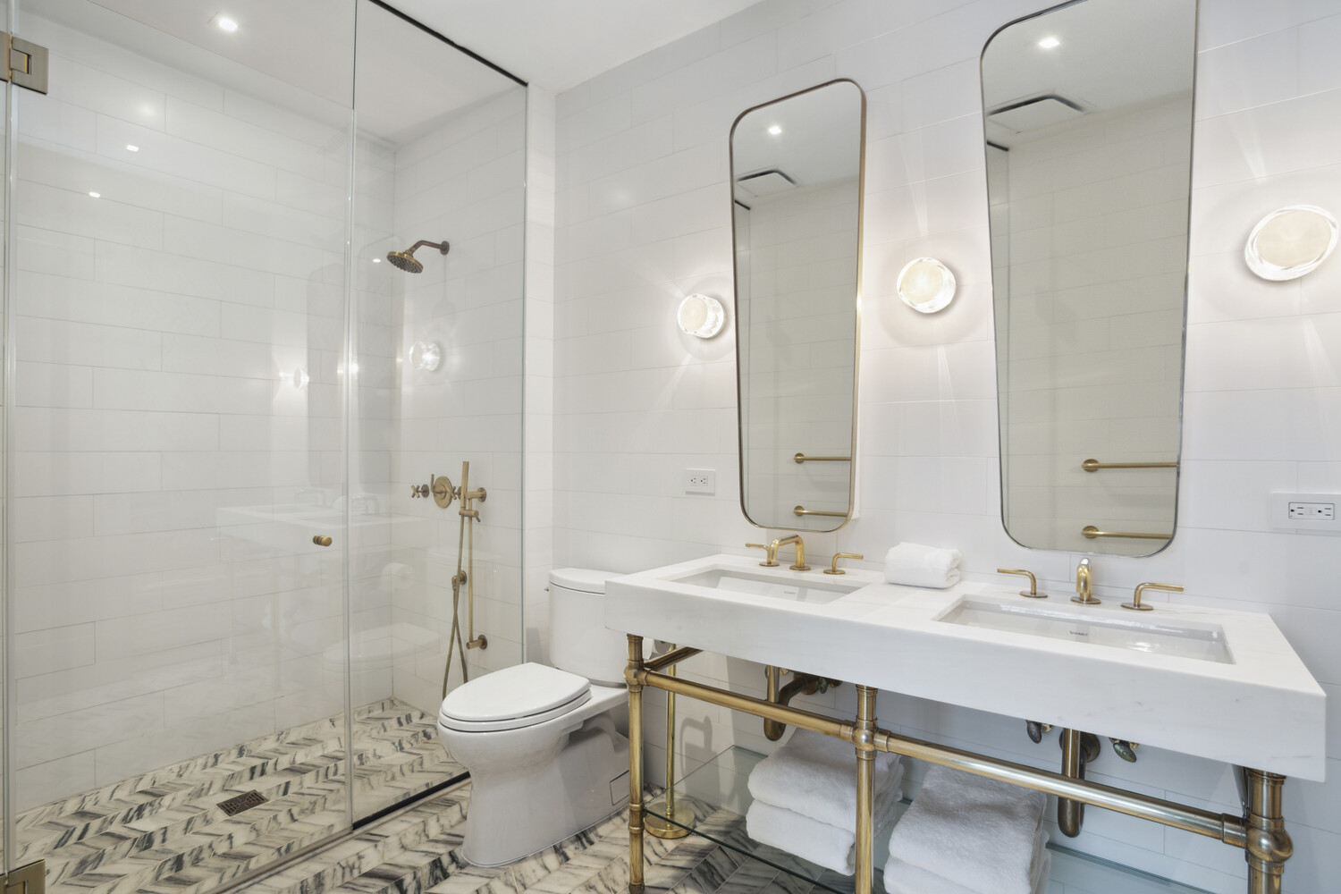 #14 photo, 50 CLINTON Street, Lower East Side , NY 10002