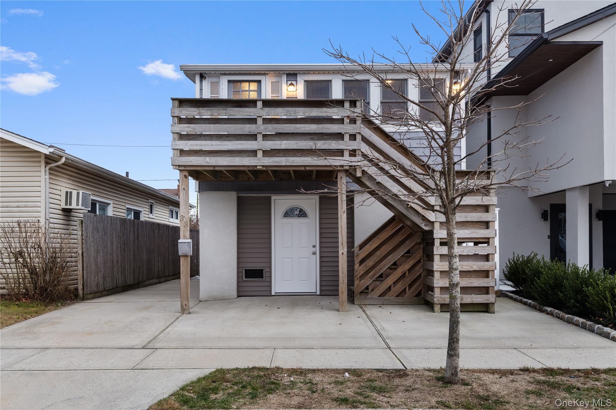 #1 photo, 33 Kent Road, Island Park , NY 11561