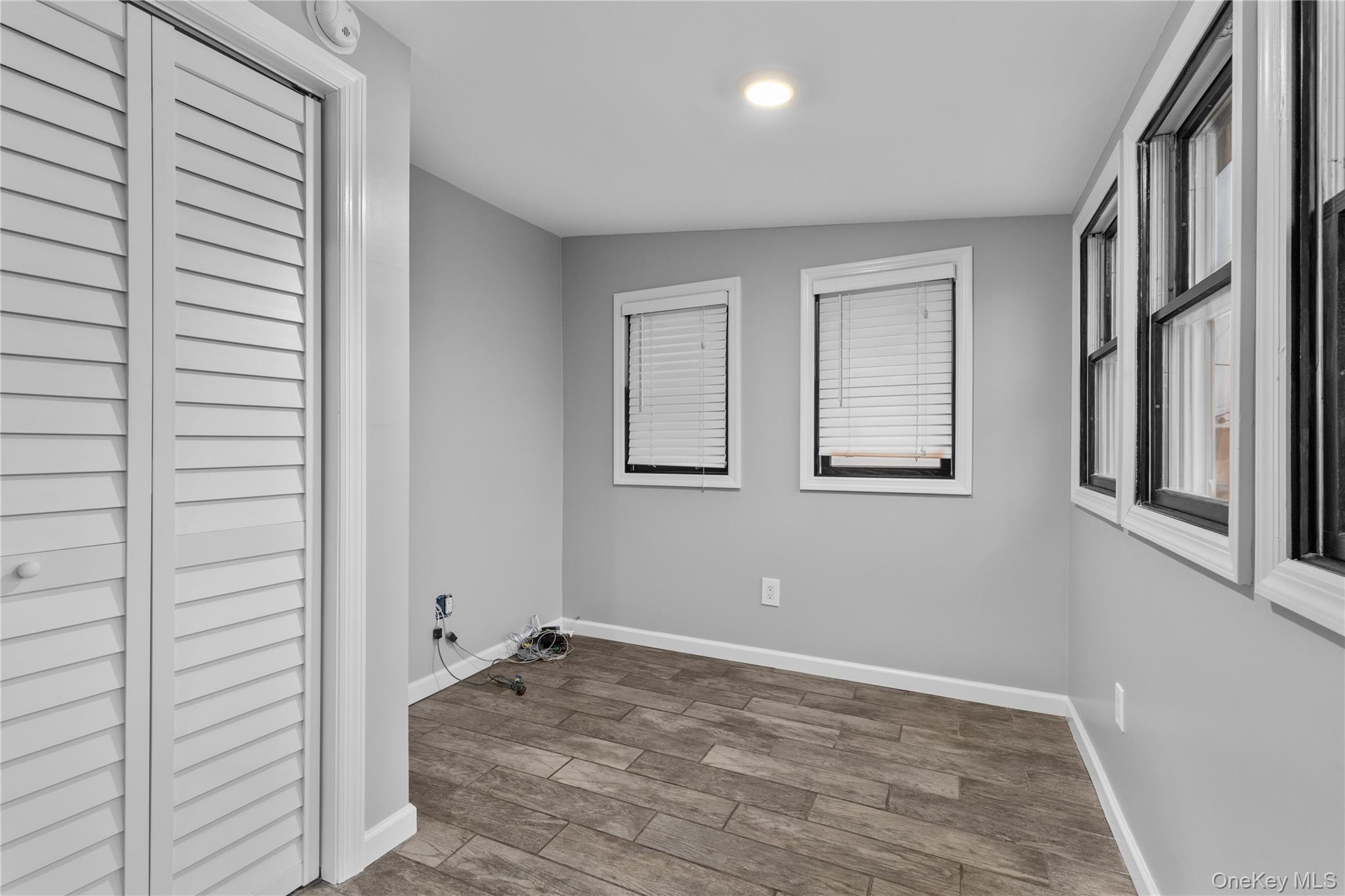 #12 photo, 33 Kent Road, Island Park , NY 11561