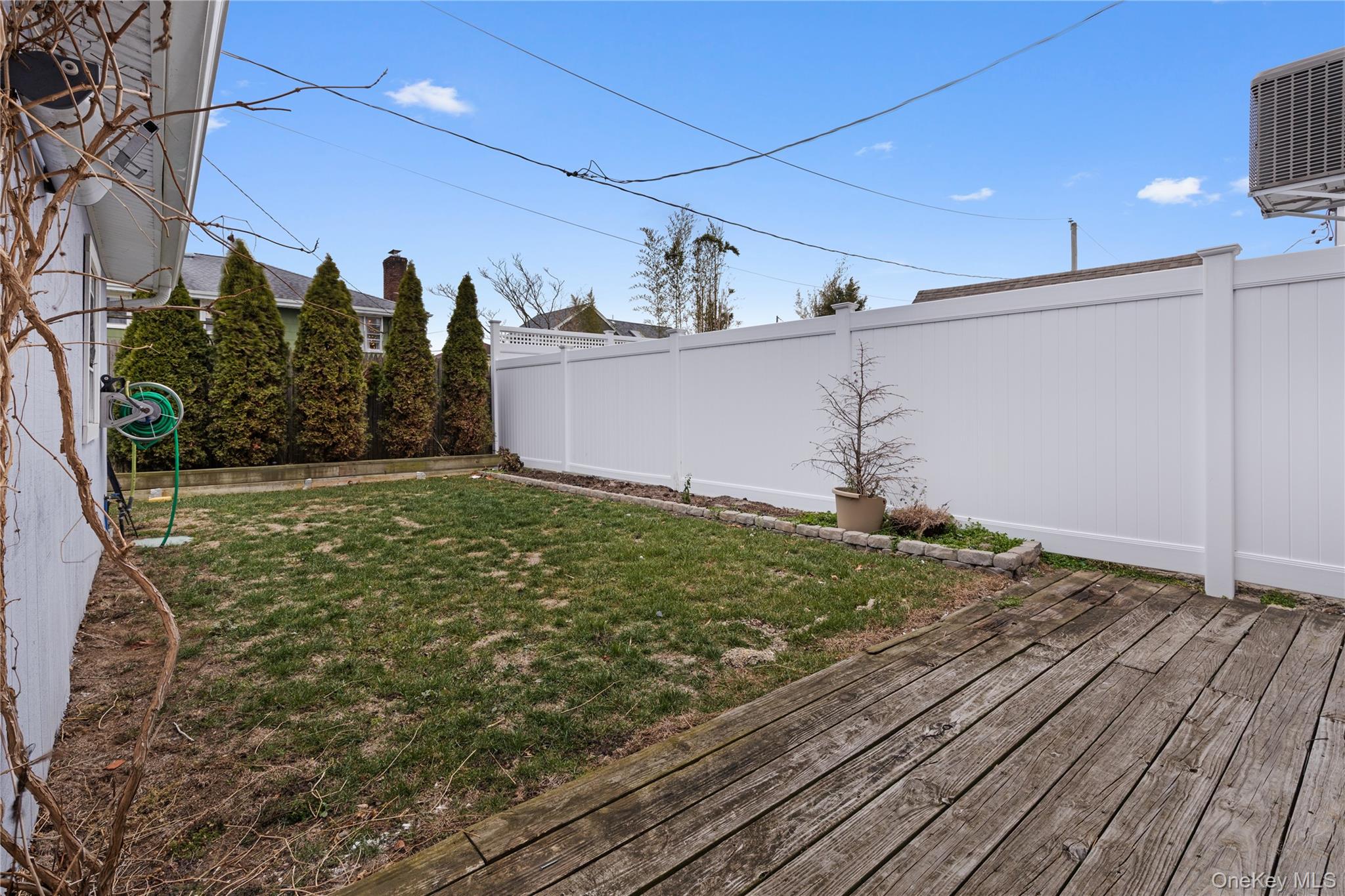 #19 photo, 33 Kent Road, Island Park , NY 11561