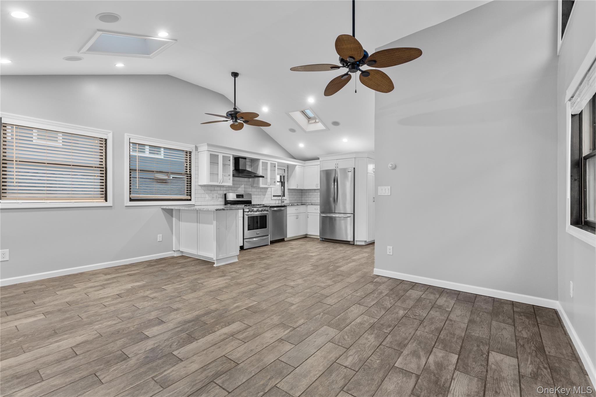 #7 photo, 33 Kent Road, Island Park , NY 11561