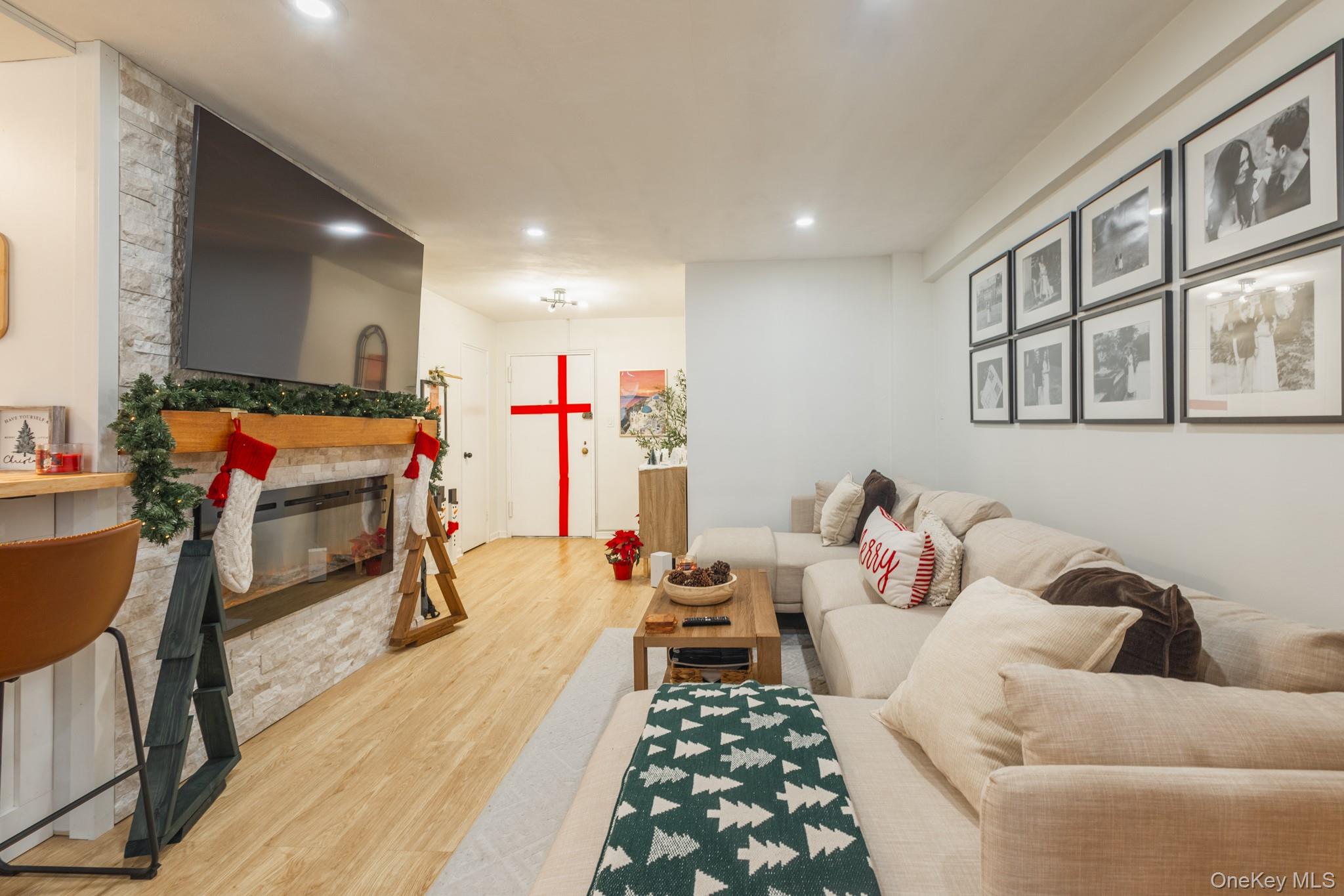 #3 photo, 209-25 18th Avenue, 皇后区 Bayside , NY 11360