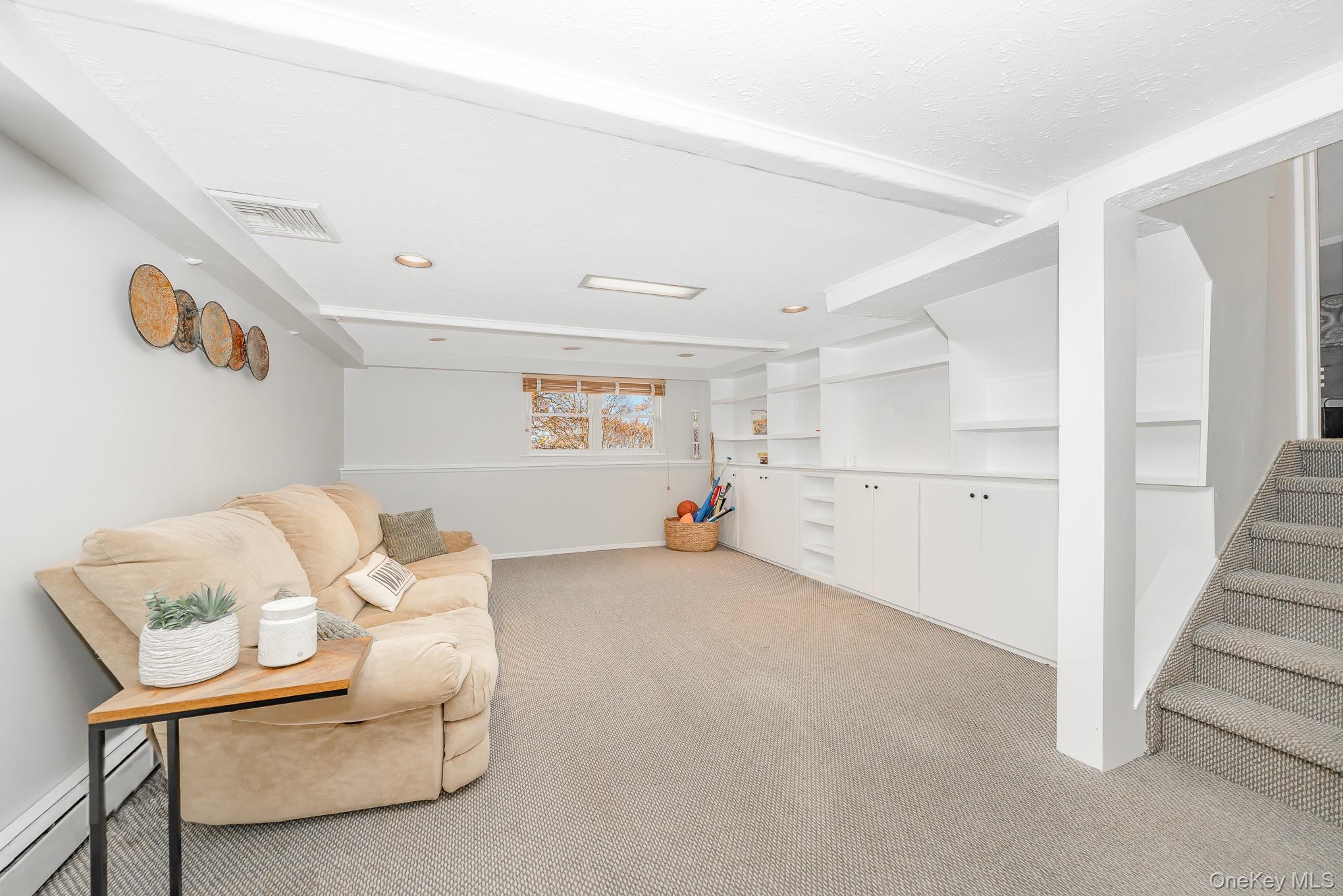 #19 photo, 3738 Regent Lane, Wantagh , NY 11793