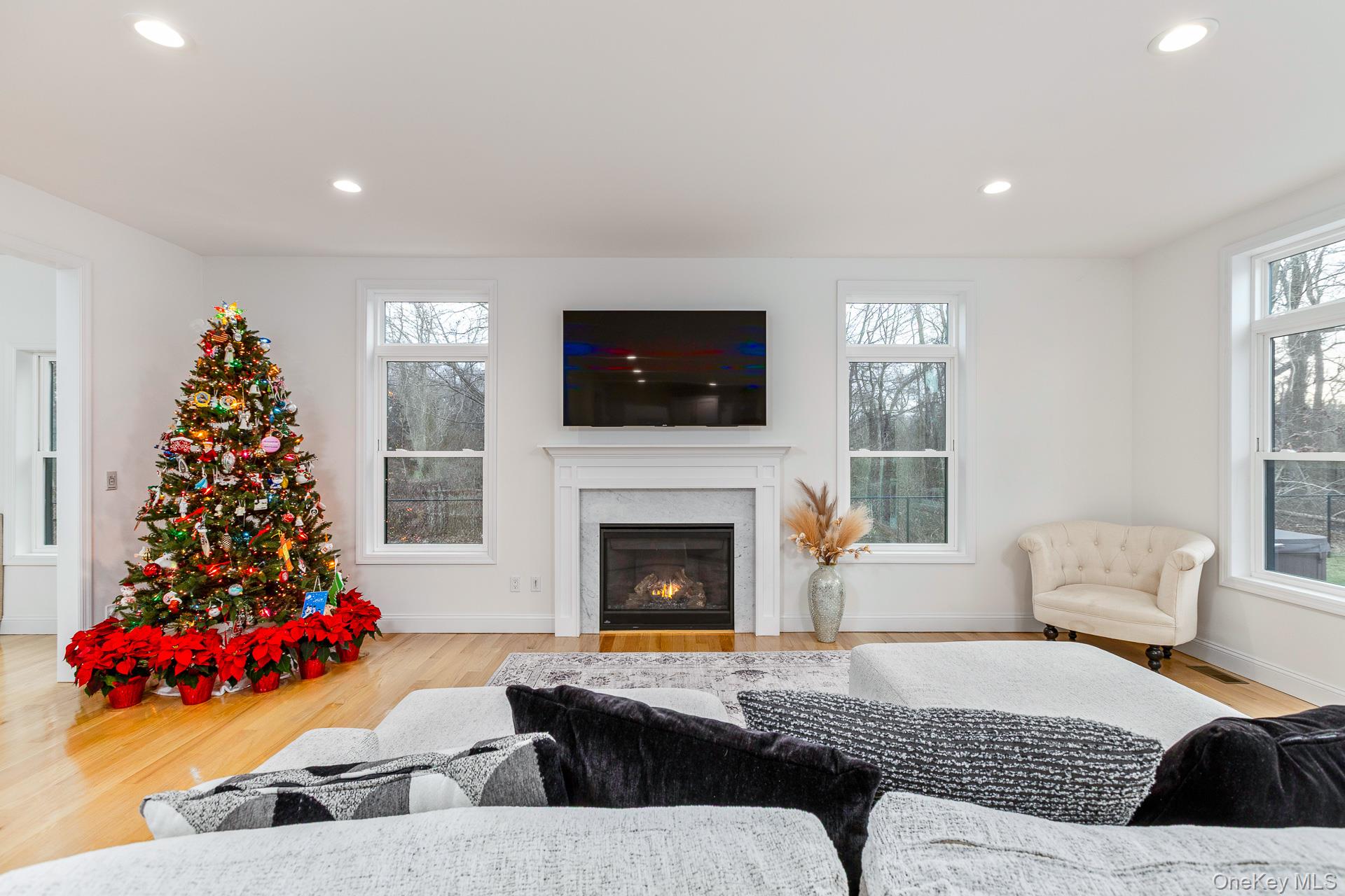 #10 photo, 15 Shaw Lane, East Moriches , NY 11940