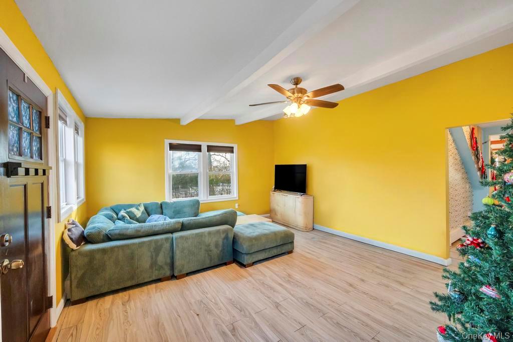 #12 photo, 52 Manhasset Drive, Mastic Beach , NY 11951