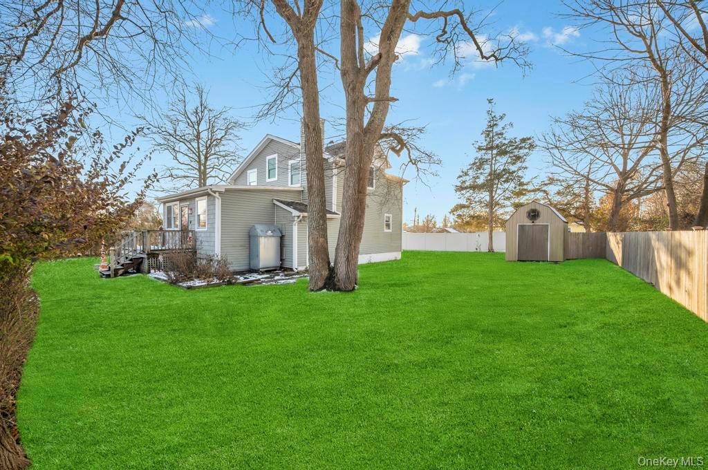 #4 photo, 52 Manhasset Drive, Mastic Beach , NY 11951