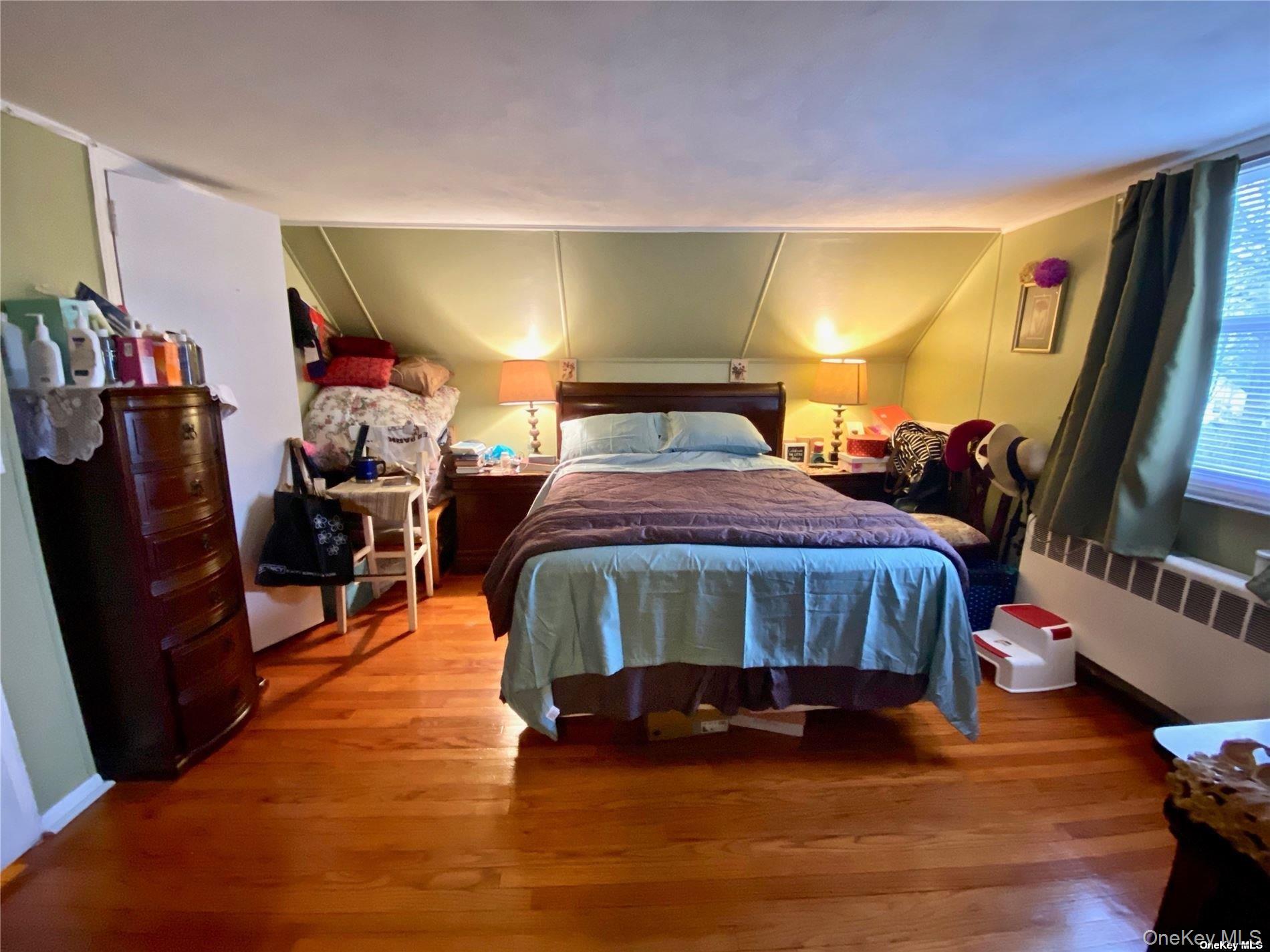 #17 photo, 117 Blydenburg Avenue, Smithtown , NY 11787