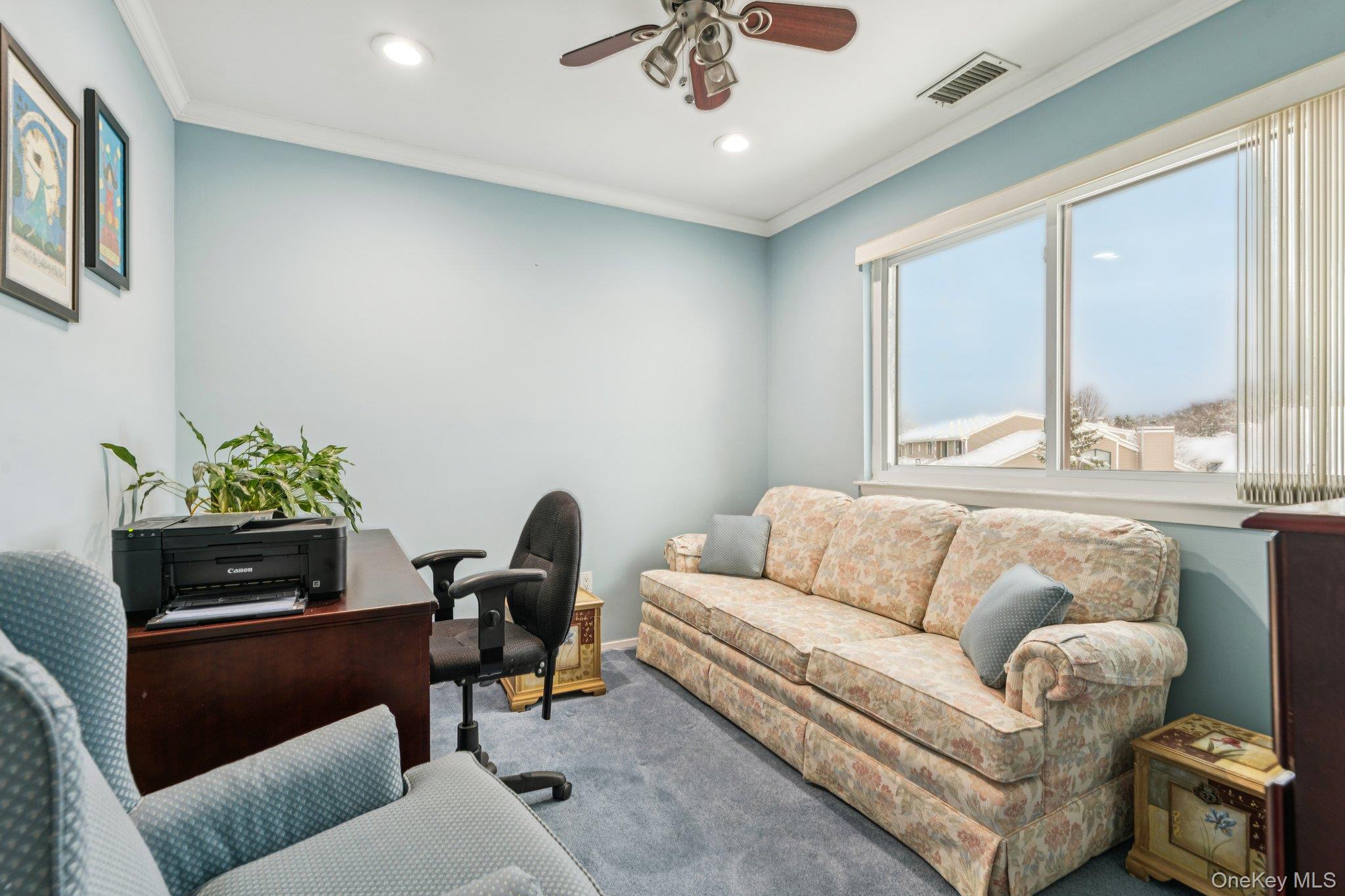 #20 photo, 2 W Pond Court, सफ़ोक काउंटी Smithtown , NY 11787