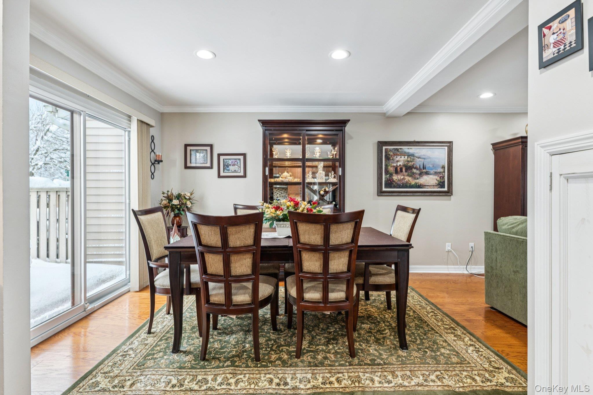 #9 photo, 2 W Pond Court, सफ़ोक काउंटी Smithtown , NY 11787