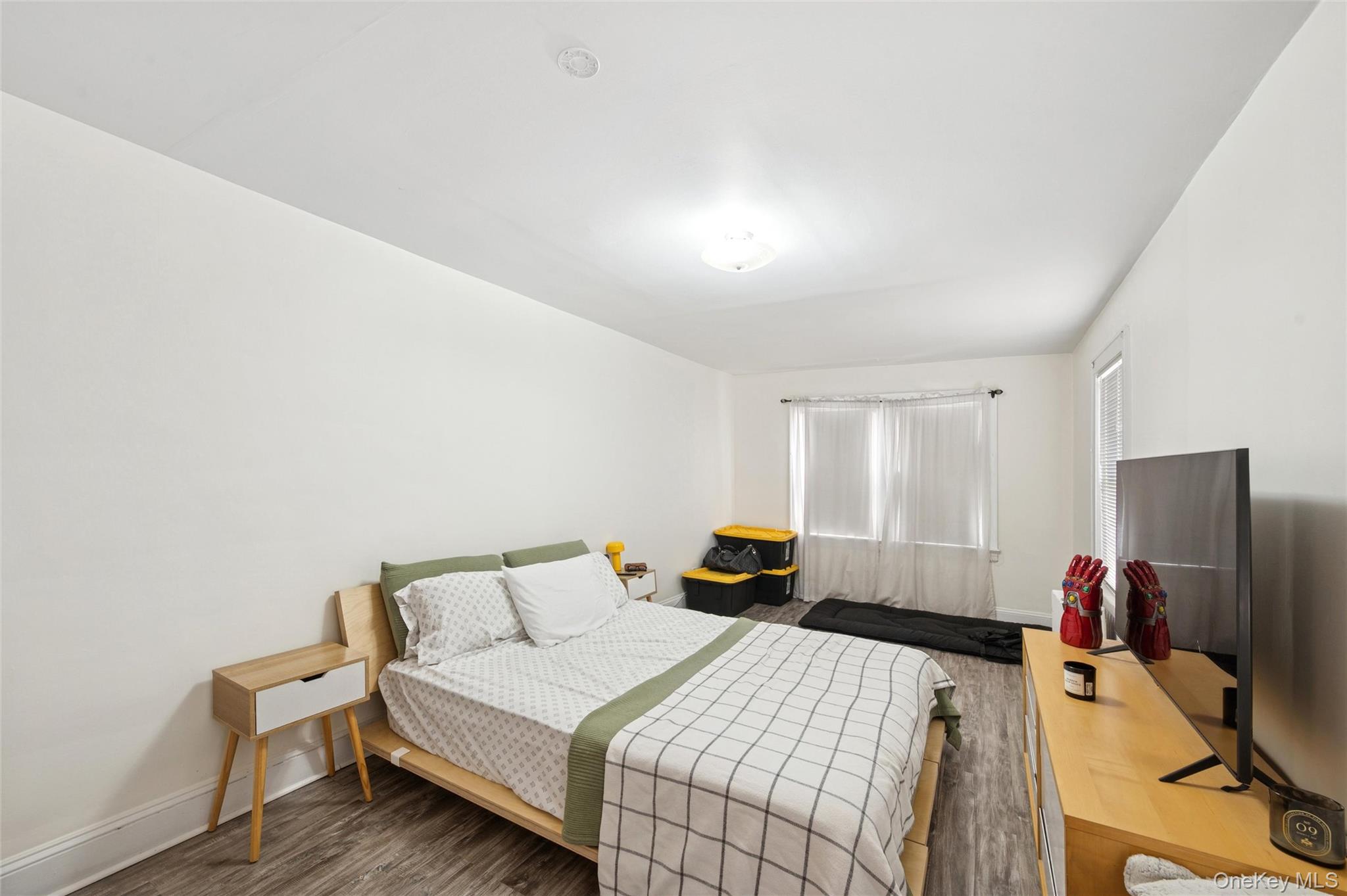 #13 photo, 1038 Traymore Boulevard, Island Park , NY 11558