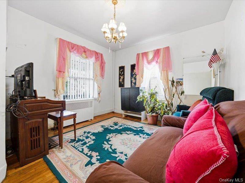 #8 photo, 3330 Eastchester Road, Bronx , NY 10469