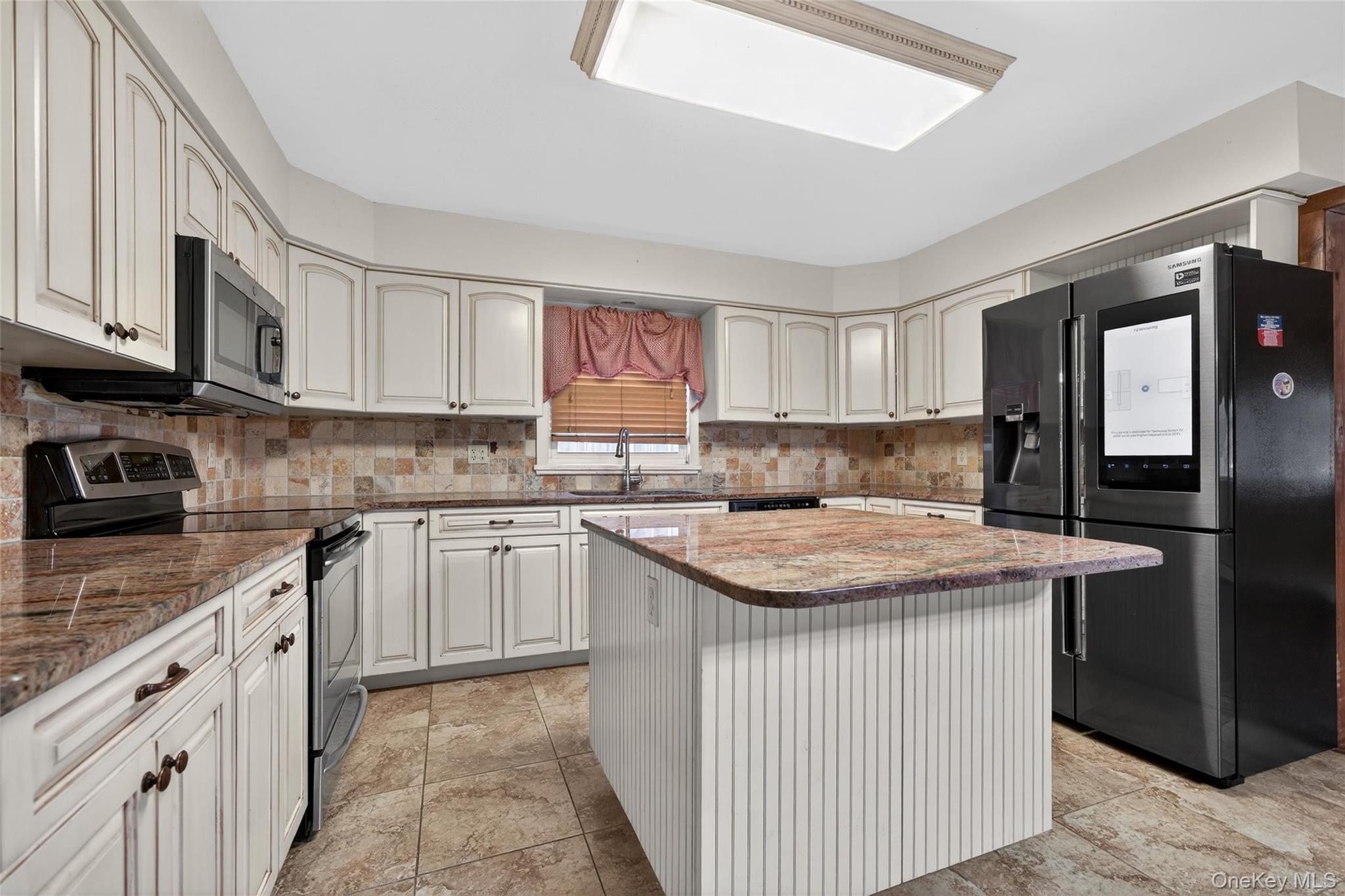 #16 photo, 4 Debbie Court, Chester , NY 10918