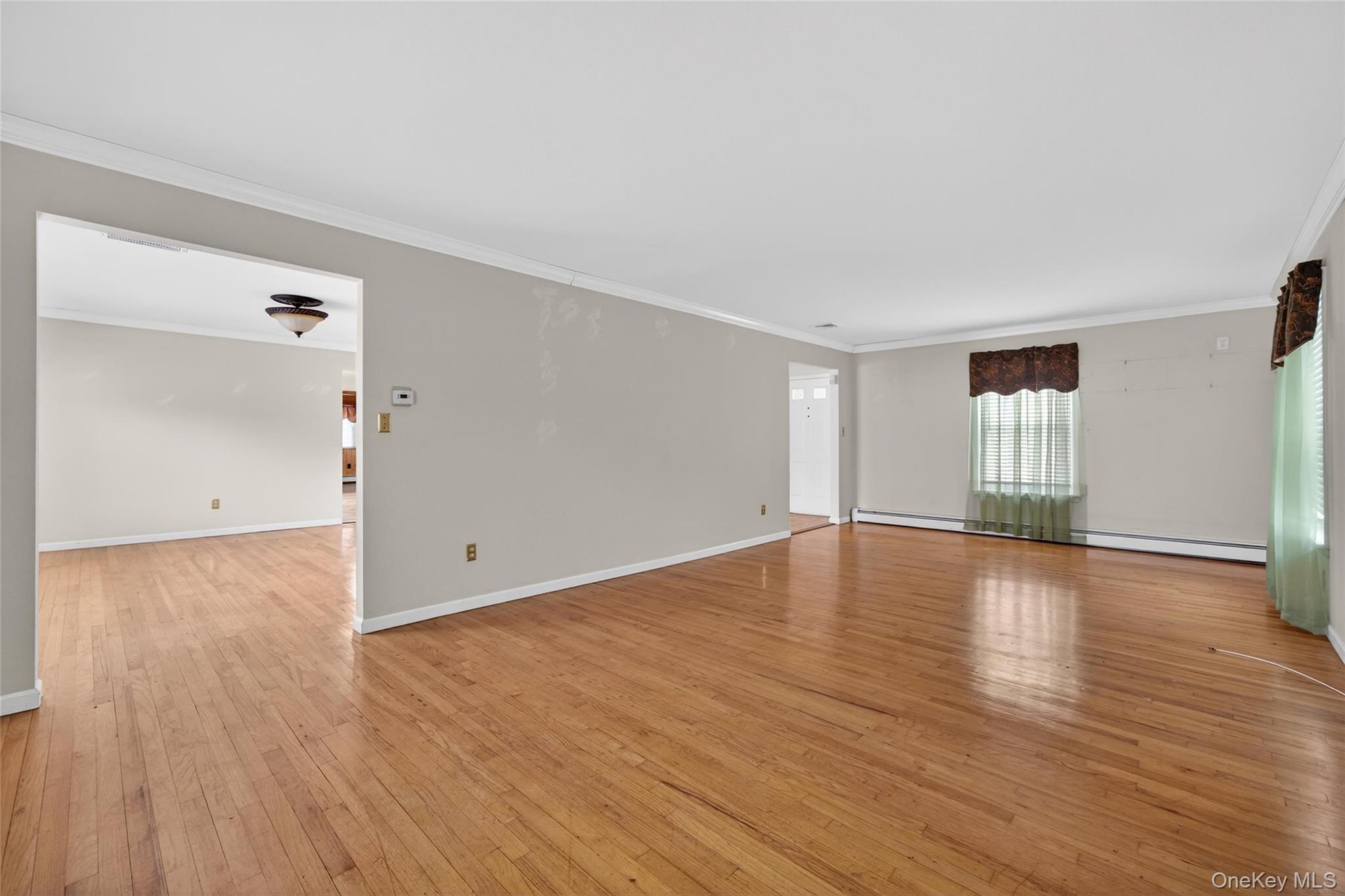 #6 photo, 4 Debbie Court, Chester , NY 10918