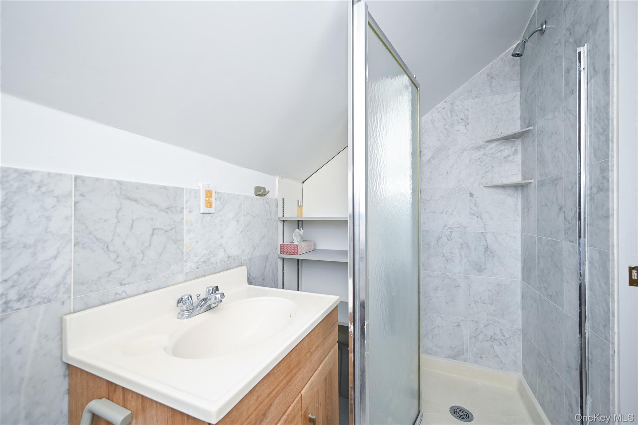 #19 photo, 3226 158th Street, Flushing , NY 11358