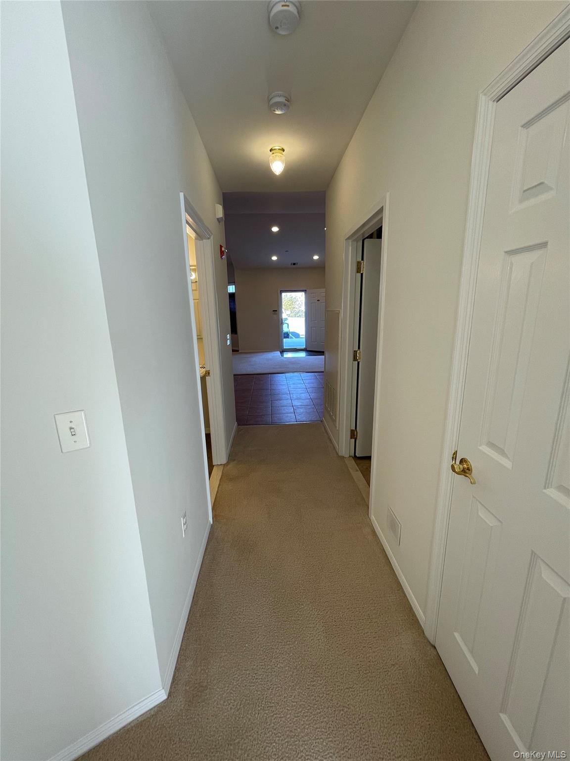 #14 photo, 75 Jacqueline Way, North Babylon , NY 11703