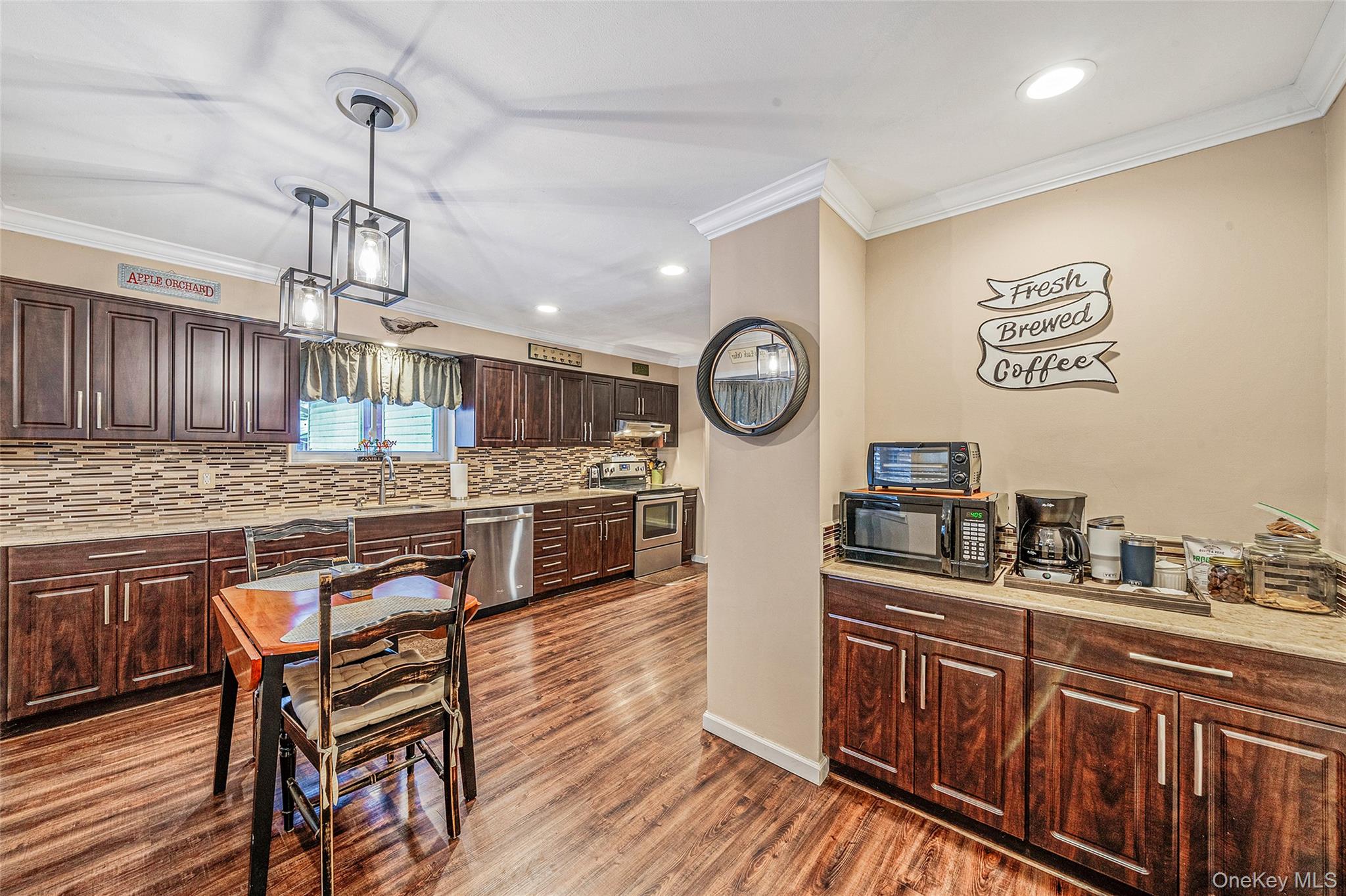 #14 photo, 1277 Hummel Avenue, 东长岛 Holbrook , NY 11741