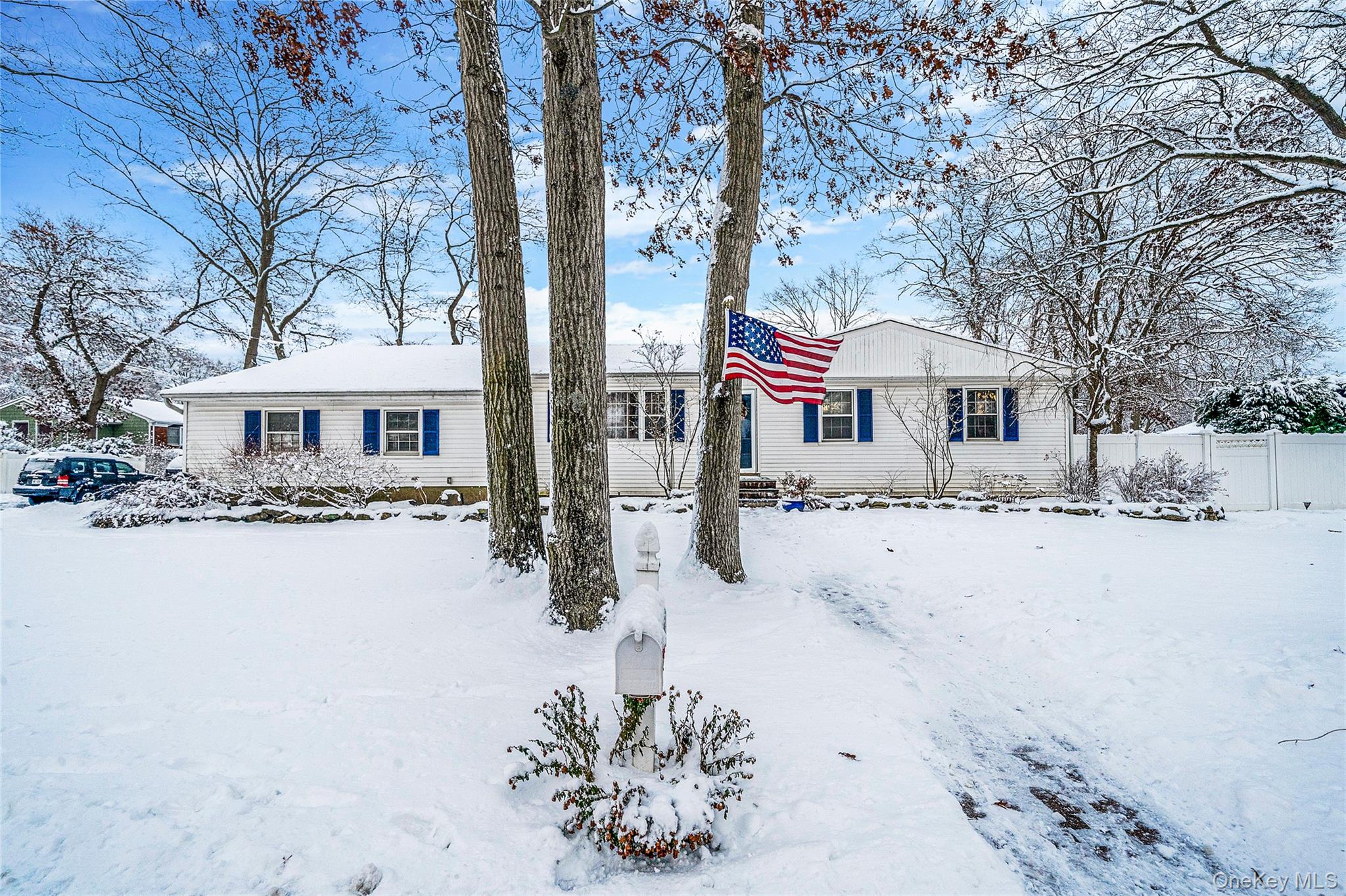 #2 photo, 1277 Hummel Avenue, 东长岛 Holbrook , NY 11741