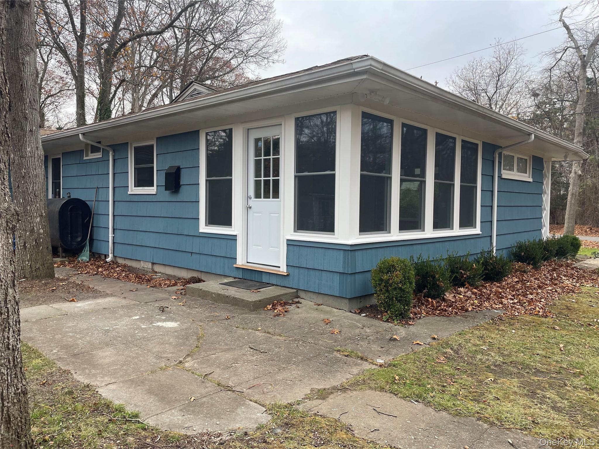 #13 photo, 257 Union Avenue, সাফোক কাউন্টি East Patchogue , NY 11772