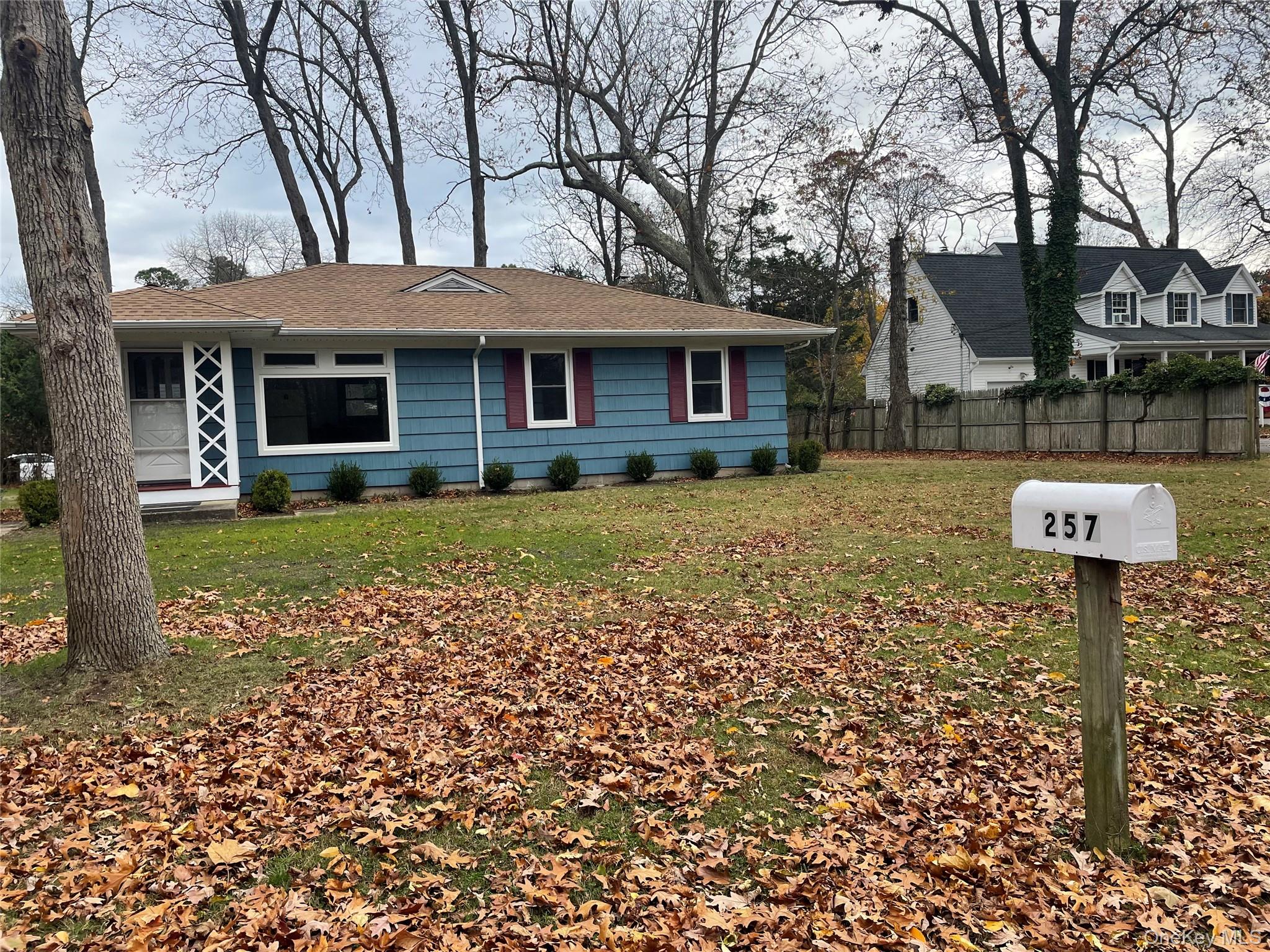 #14 photo, 257 Union Avenue, সাফোক কাউন্টি East Patchogue , NY 11772