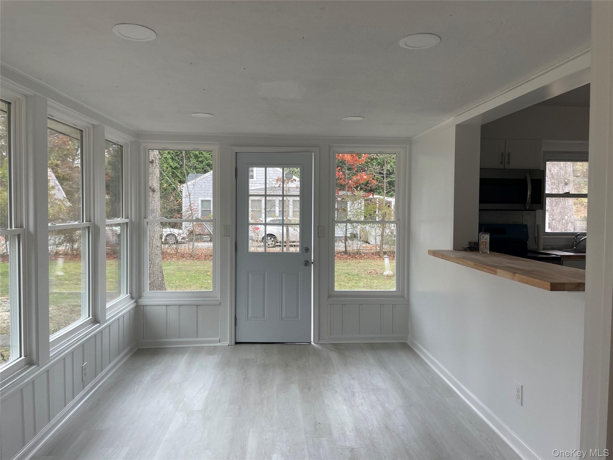 #3 photo, 257 Union Avenue, সাফোক কাউন্টি East Patchogue , NY 11772