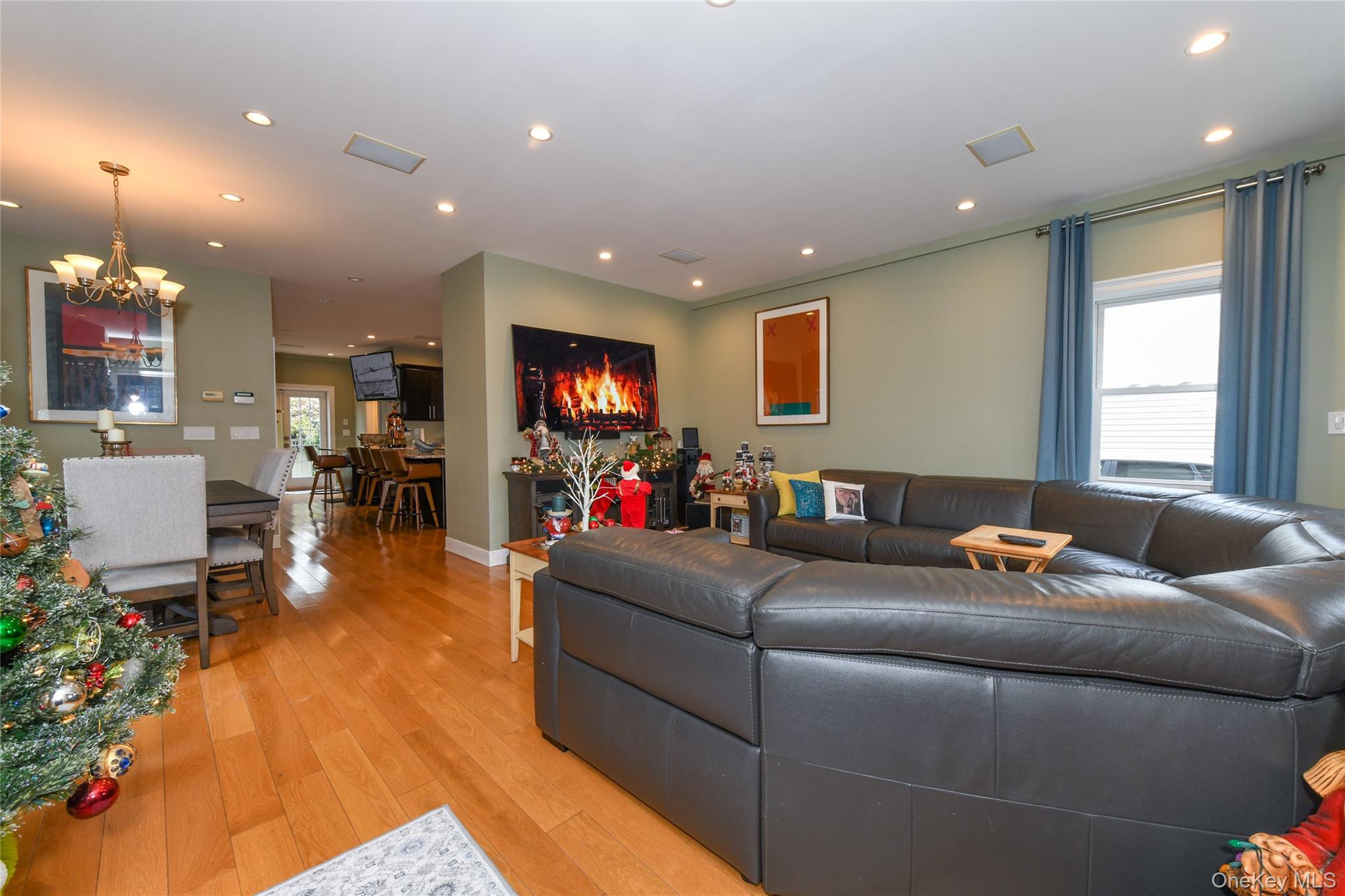 #11 photo, 2688 Rosebud Avenue, Merrick , NY 11566