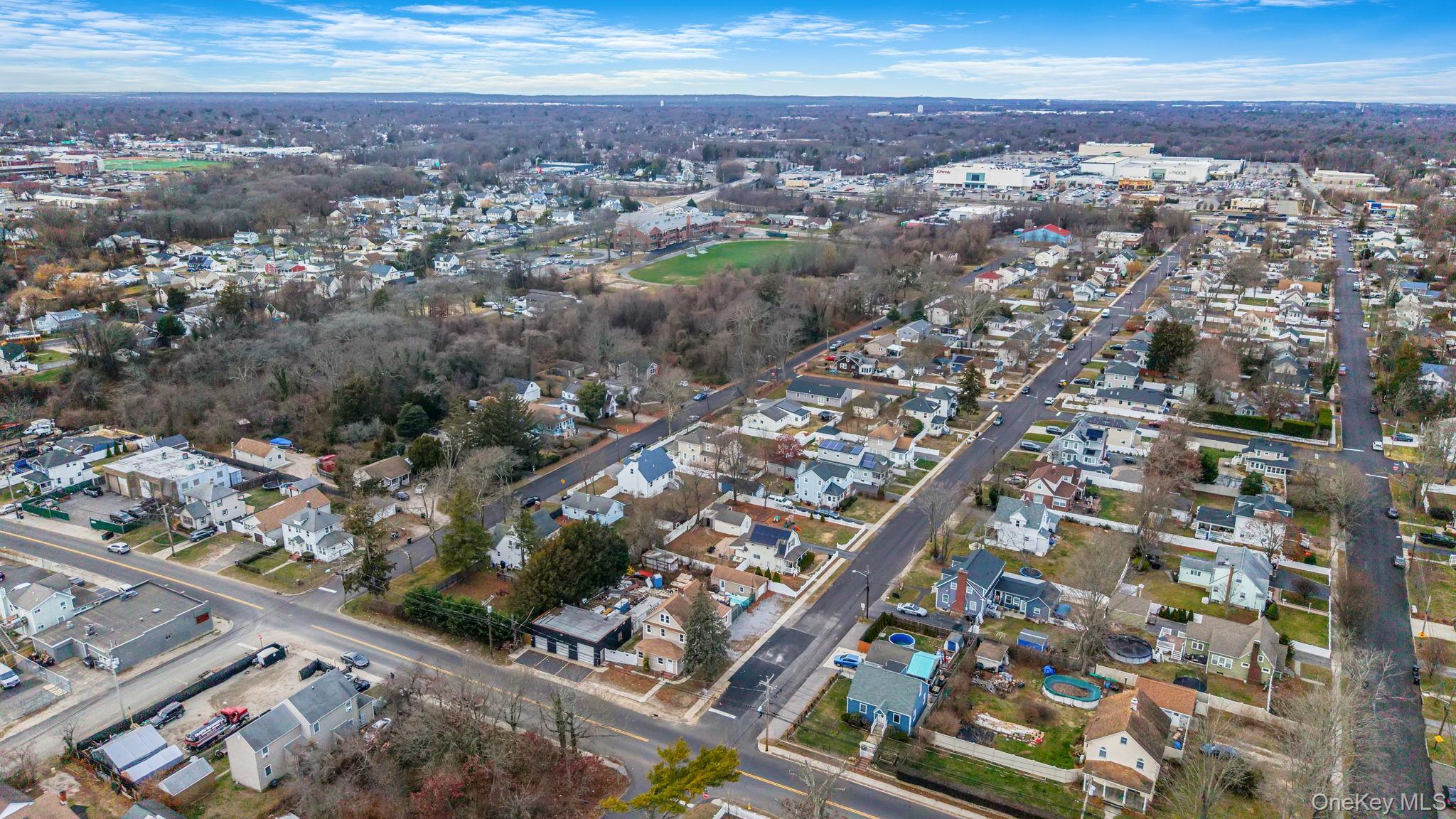 #15 photo, 45 Redington Street, 롱 아일랜드 Bay Shore , NY 11706