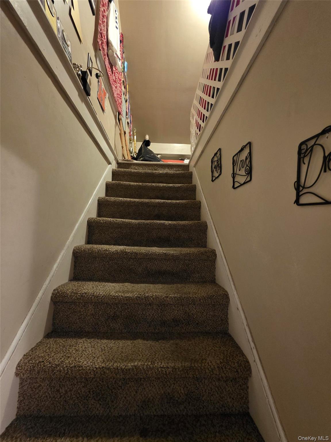 #3 photo, 121 4th Street, Hicksville , NY 11801