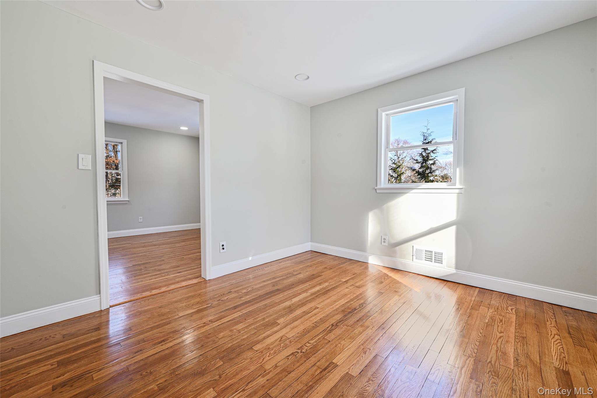 #11 photo, 41 Upland Drive, East Northport , NY 11731