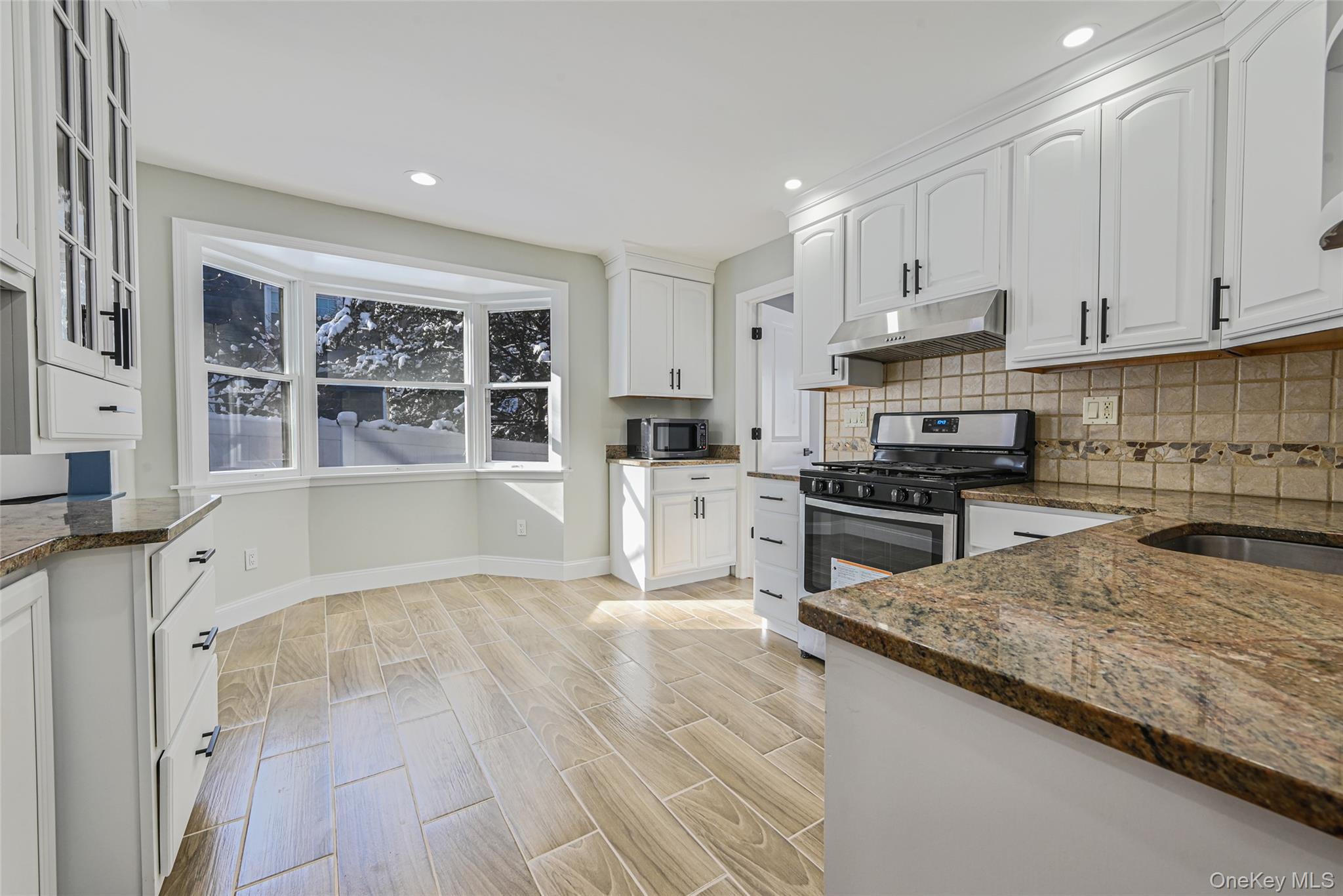 #4 photo, 41 Upland Drive, East Northport , NY 11731