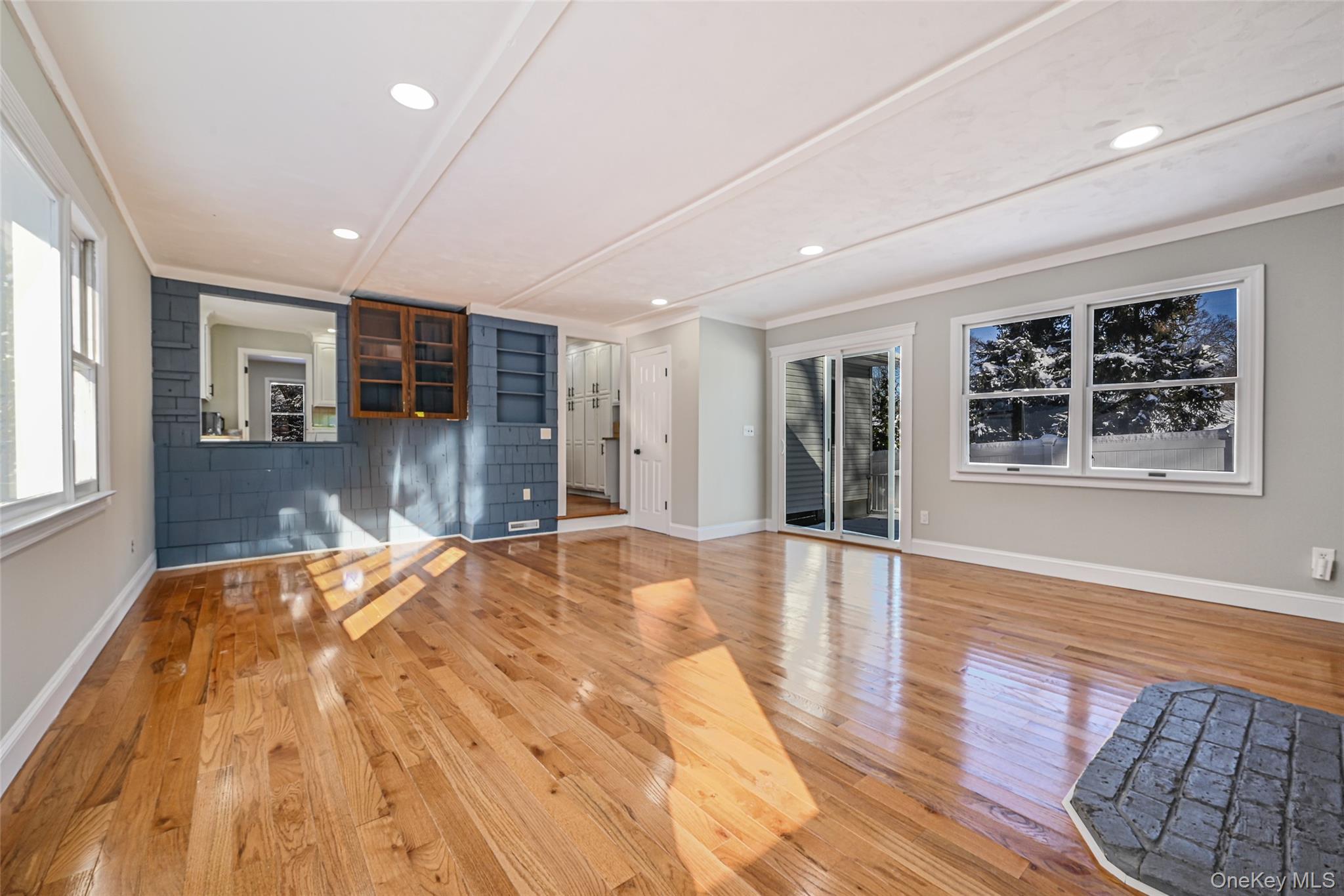 #7 photo, 41 Upland Drive, East Northport , NY 11731