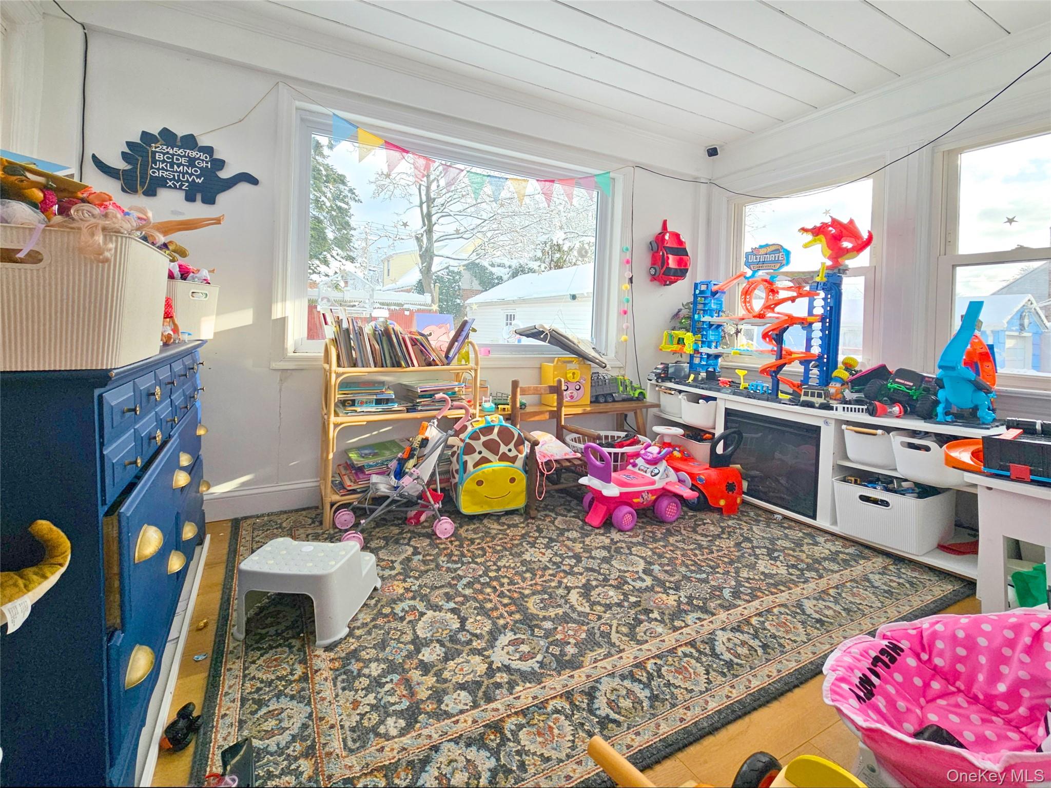 #16 photo, 17 Laurel Place, Valley Stream , NY 11580