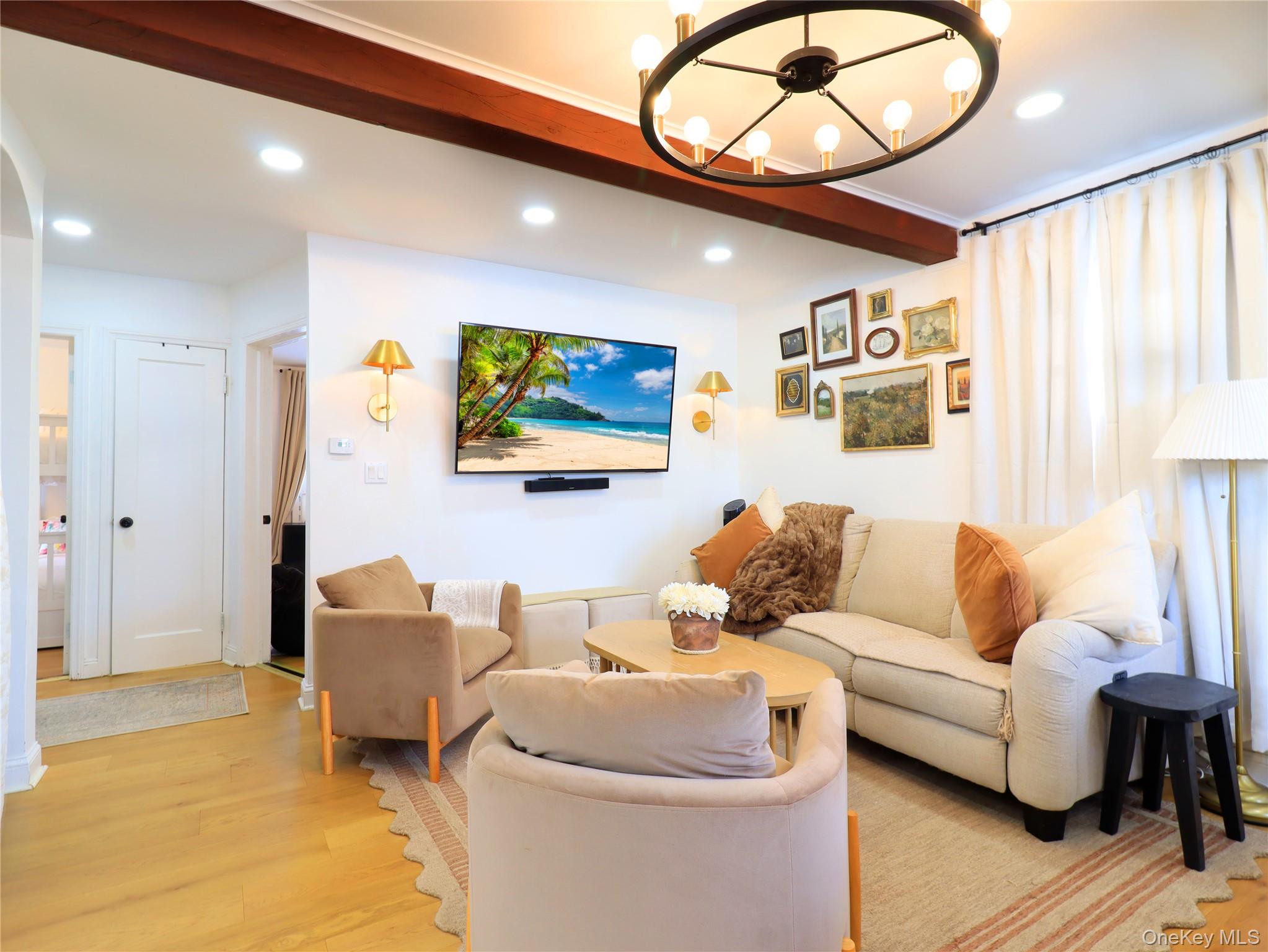 #6 photo, 17 Laurel Place, Valley Stream , NY 11580